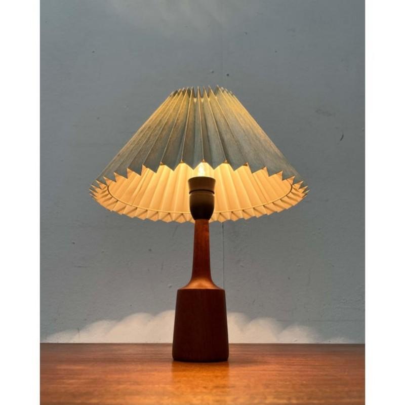 Mid-Century Modern Danish Teak Table Lamp, 1960s For Sale 6