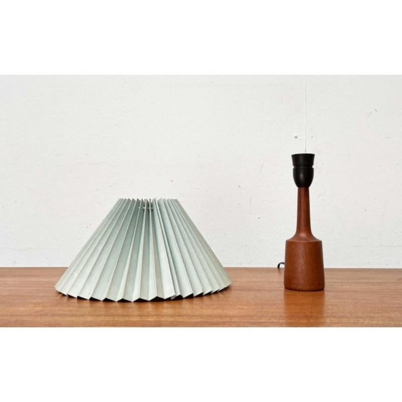 Mid-Century Modern Danish Teak Table Lamp, 1960s For Sale 7