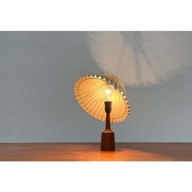 Mid-Century Modern Danish Teak Table Lamp, 1960s For Sale 8