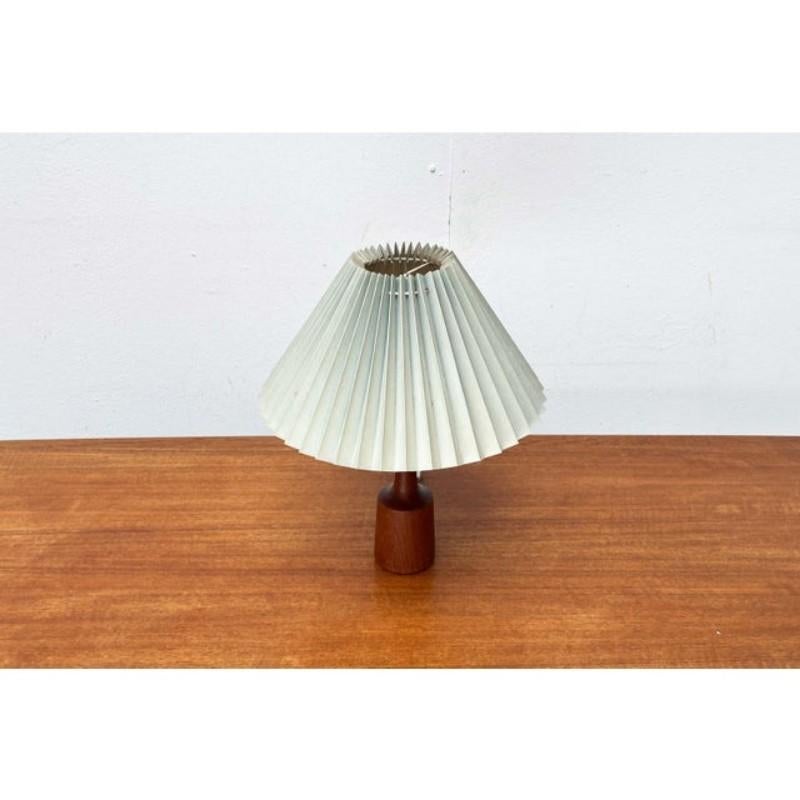 Mid-Century Modern Danish Teak Table Lamp, 1960s For Sale 1