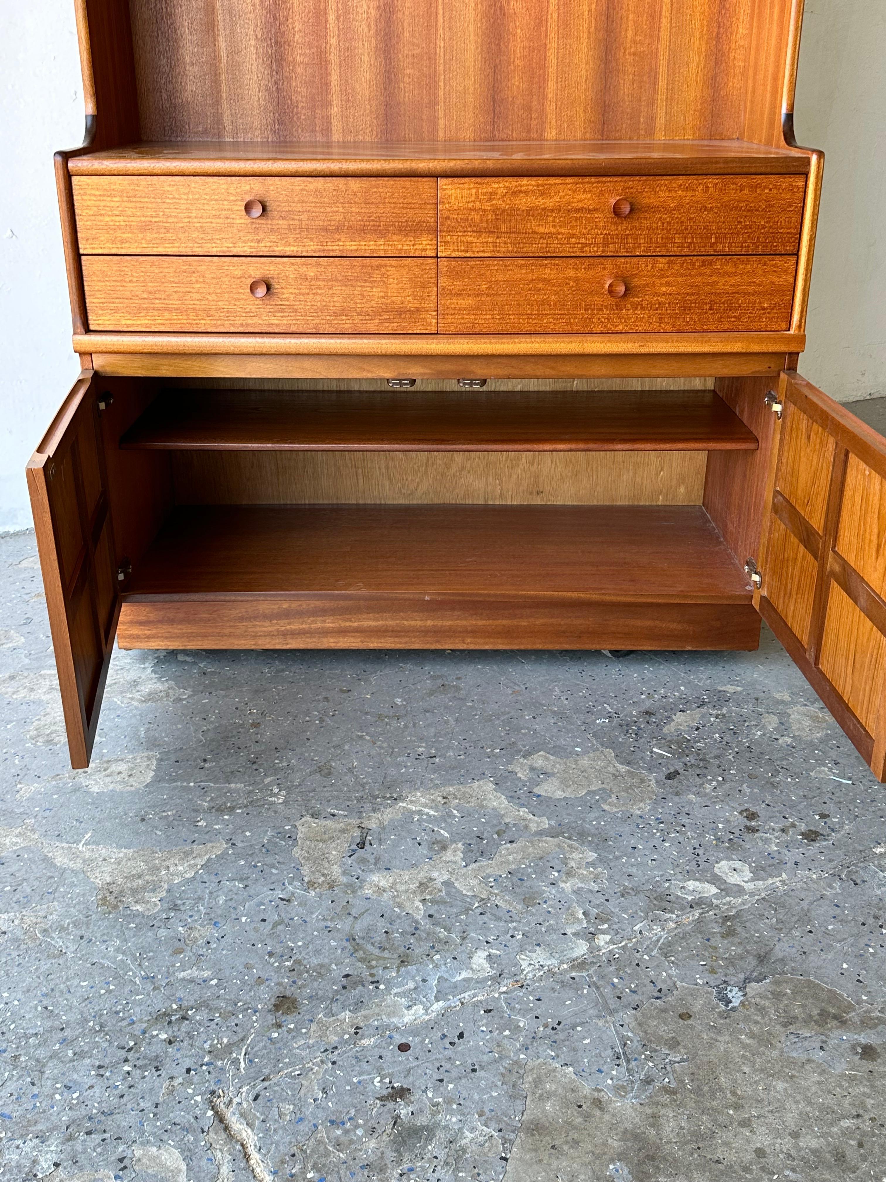 Mid-Century Modern Danish Teak Wall Unit,  Bookcase , Hutch by Nathan Furniture In Good Condition In Las Vegas, NV