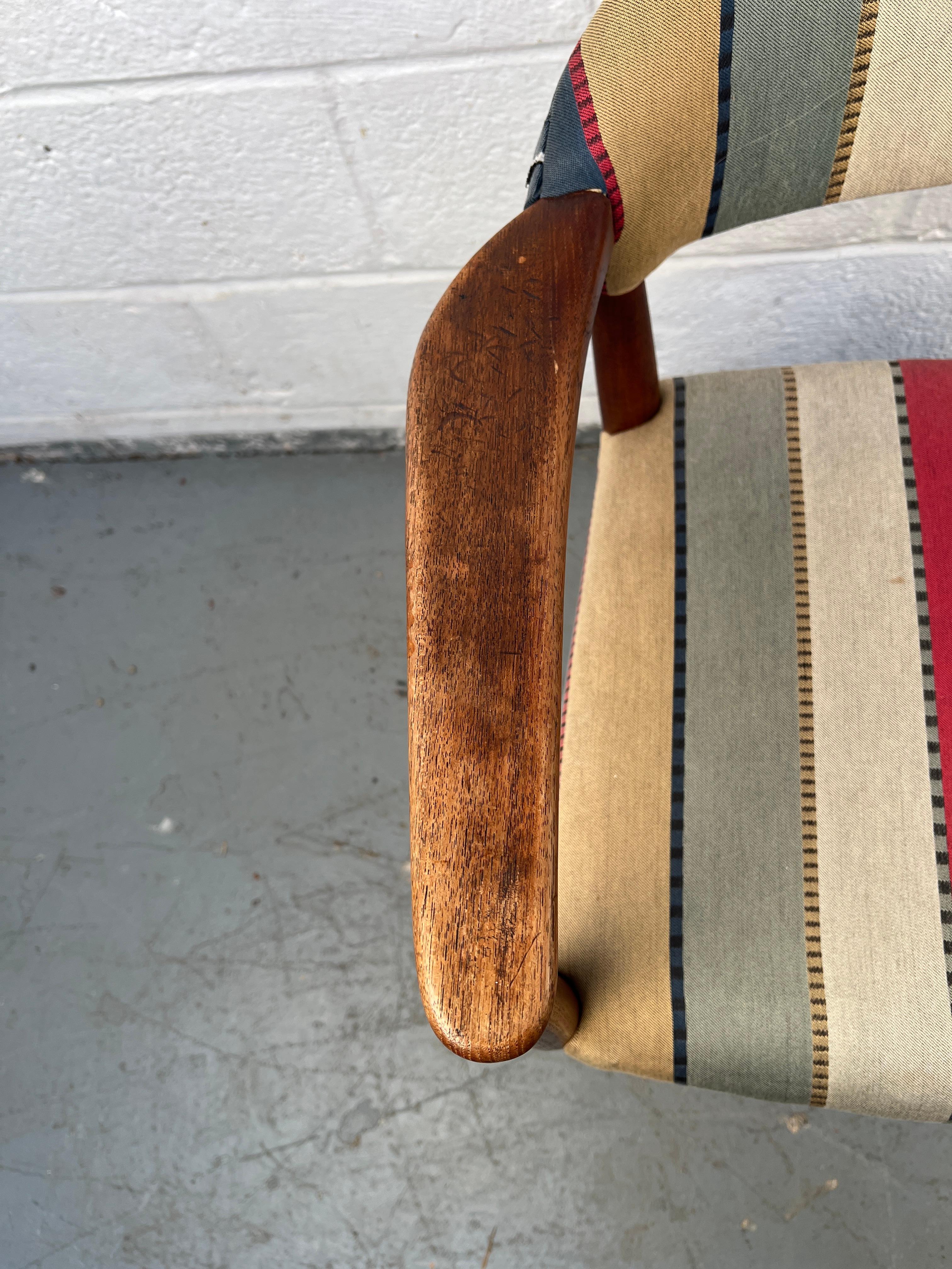 Sedia danese in legno di noce di Kurt Olsen, stile metà secolo moderno in vendita 6