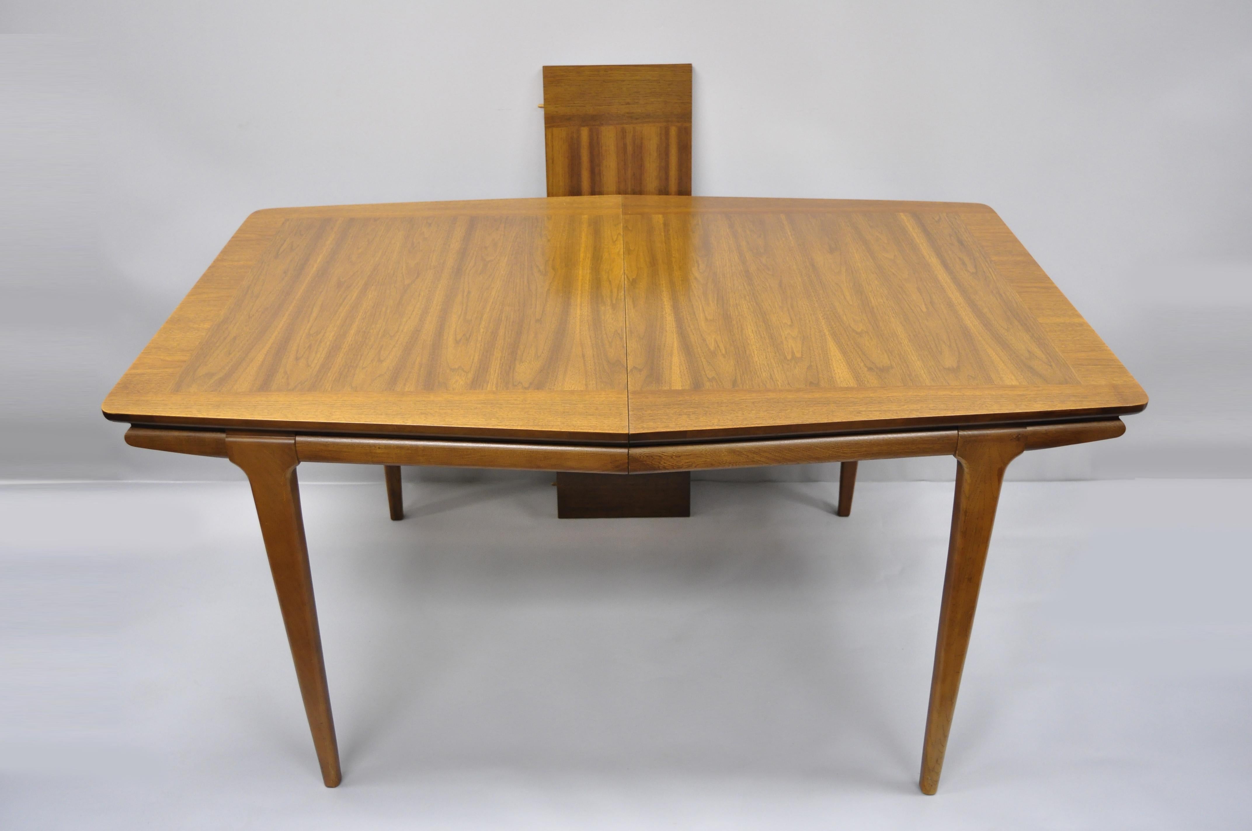 Mid-Century Modern Danish Walnut Sculpted Edge Dining Table with 1 Leaf 5