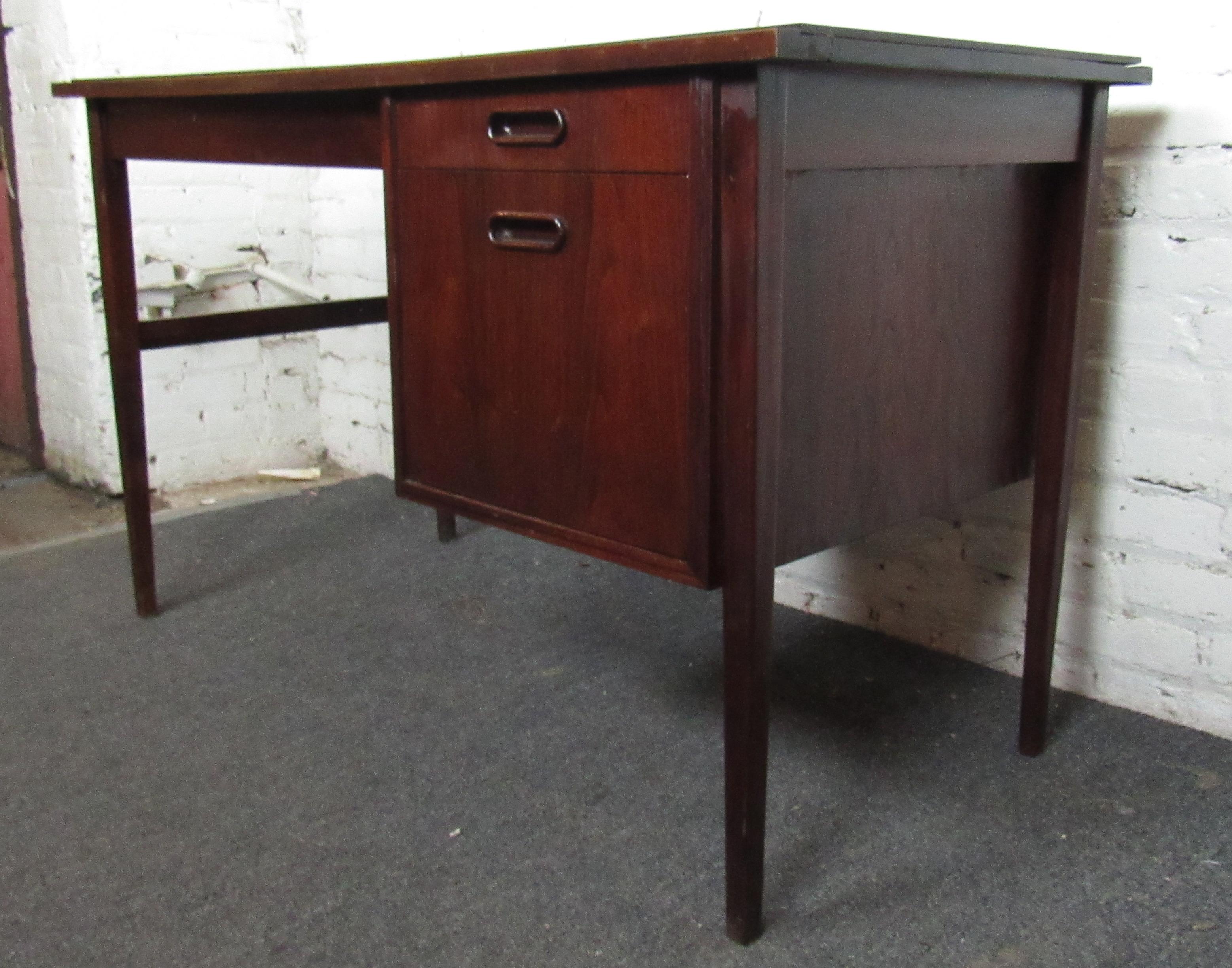 Mid-Century Modern Danish Walnut Writing Desk with Slate Top In Good Condition In Brooklyn, NY
