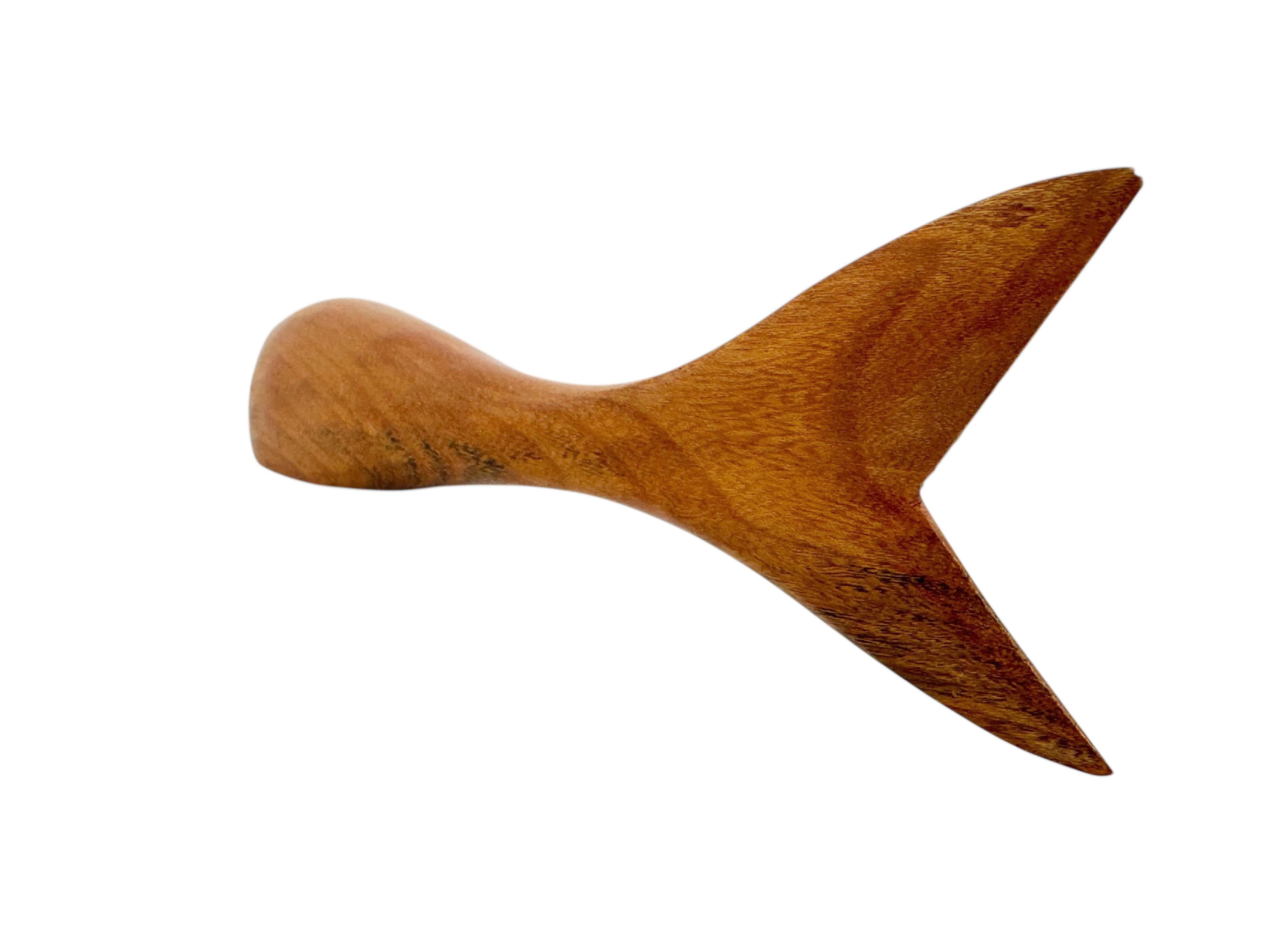 Dänischer Holzflaschenöffner in Form eines Wales, Mid-Century Modern, Dänemark 1960er Jahre (Mitte des 20. Jahrhunderts) im Angebot