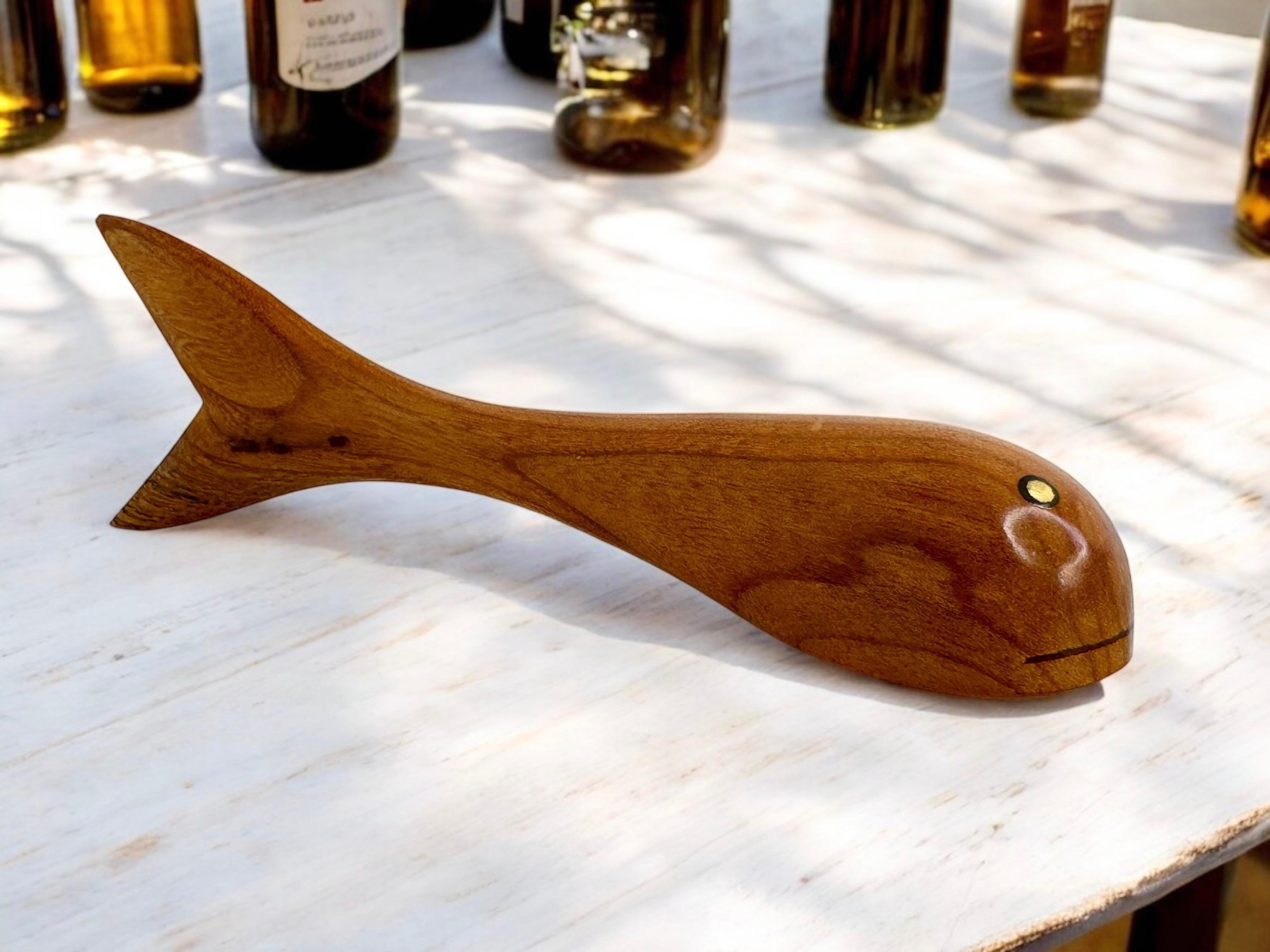 Dänischer Holzflaschenöffner in Form eines Wales, Mid-Century Modern, Dänemark 1960er Jahre im Angebot 2