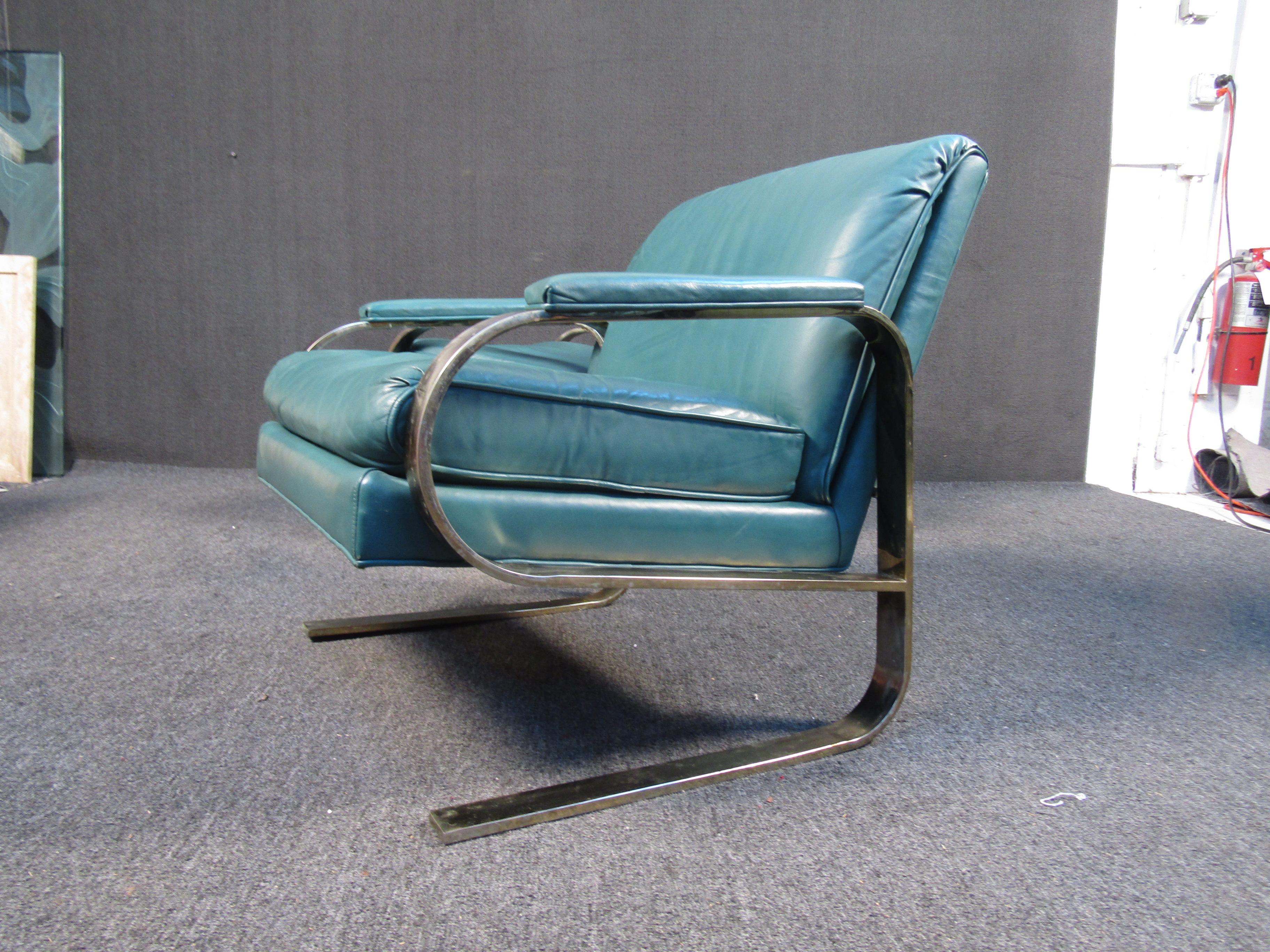 Mid Century Modern Dansen Cantilever Lounge Chairs In Good Condition In Brooklyn, NY