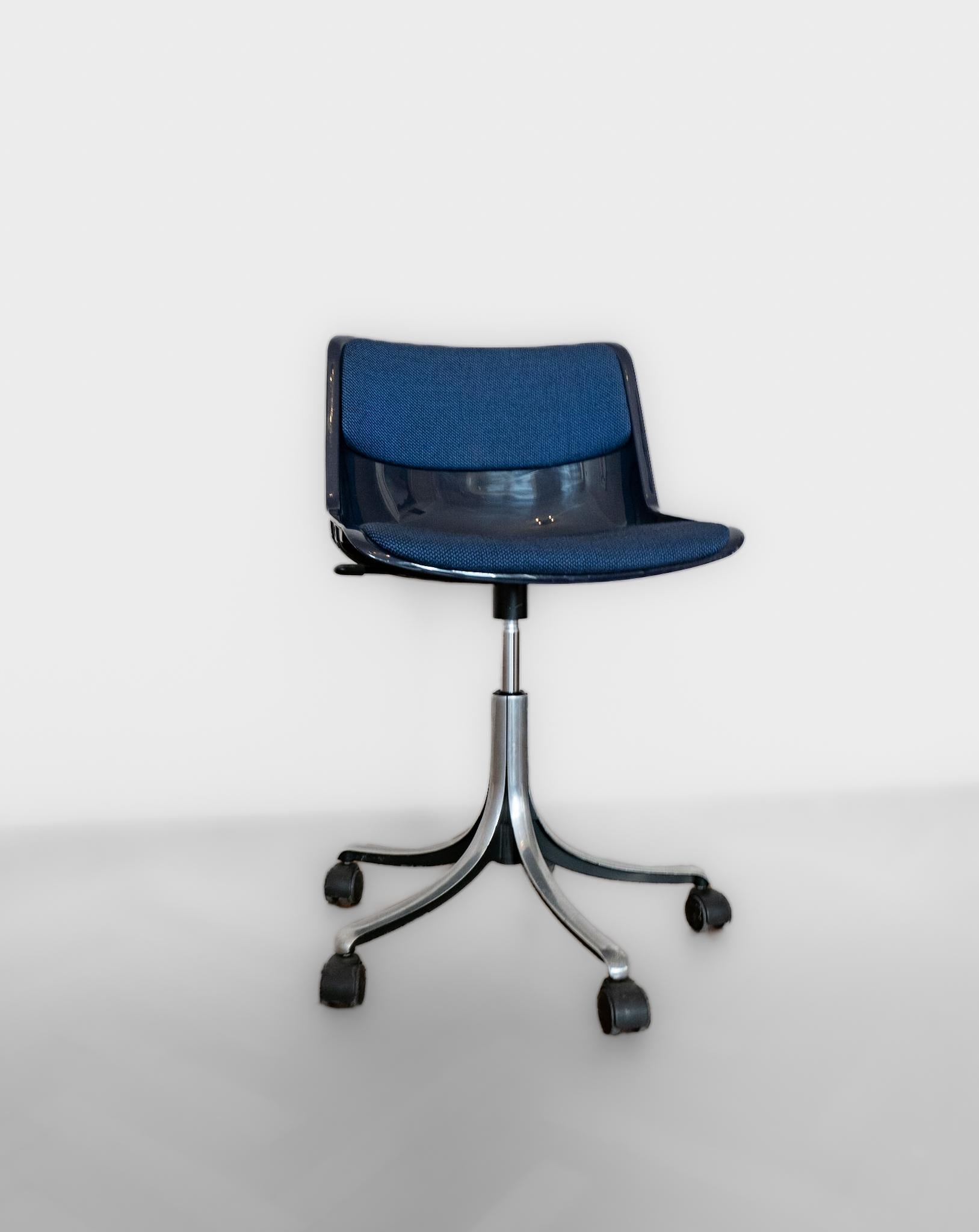 Mid-Century Modern Dark Blue Office Chair Modus 5 by Osvaldo Borsani, Italy 1970 For Sale 10
