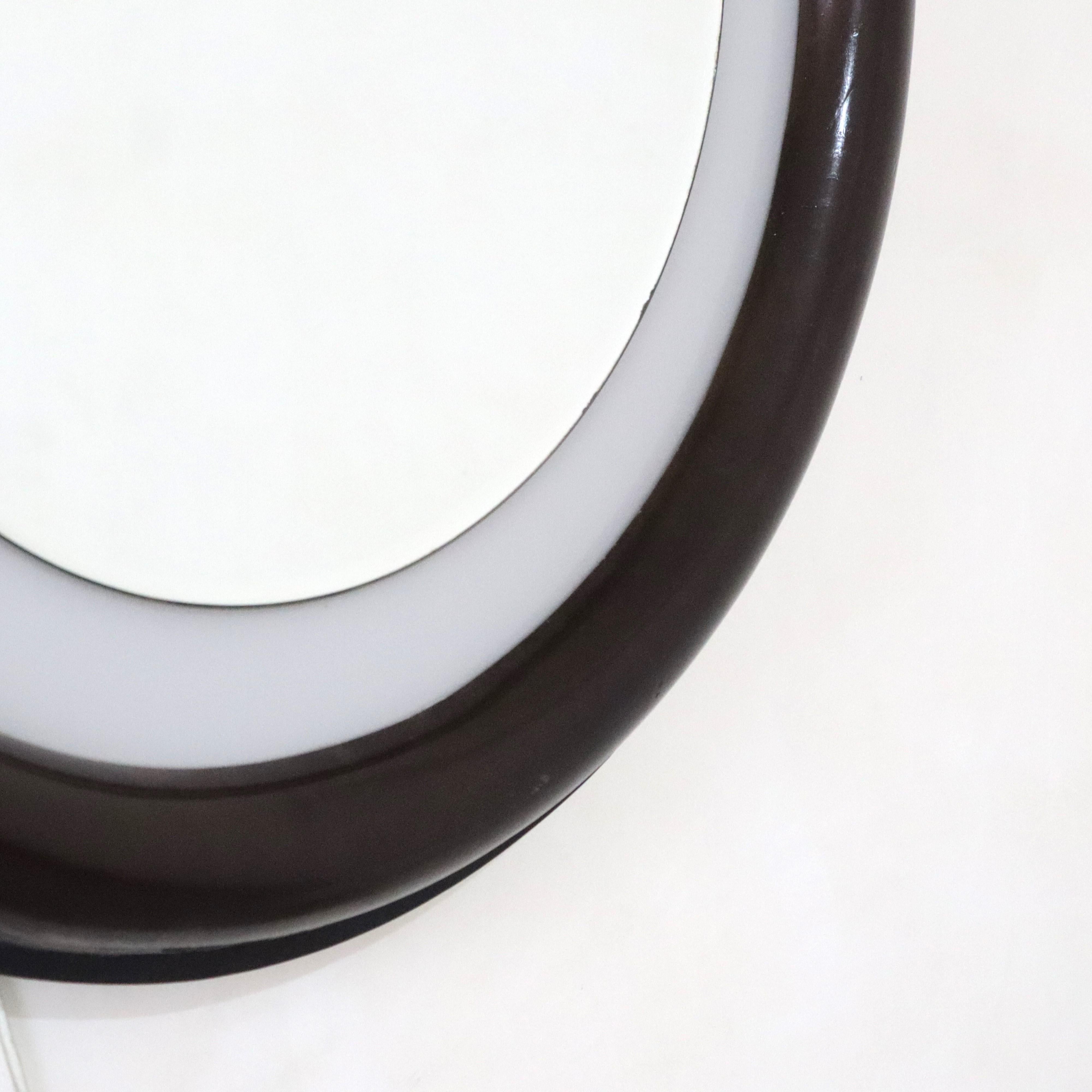 Mid-Century Modern Miroir rond rétro-éclairé brun foncé, The Moderns, Italie, années 1970 en vente