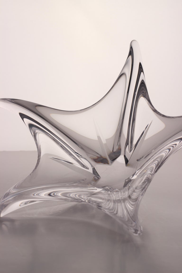 French Mid-Century Modern Daum Crystal Star Bowl For Sale