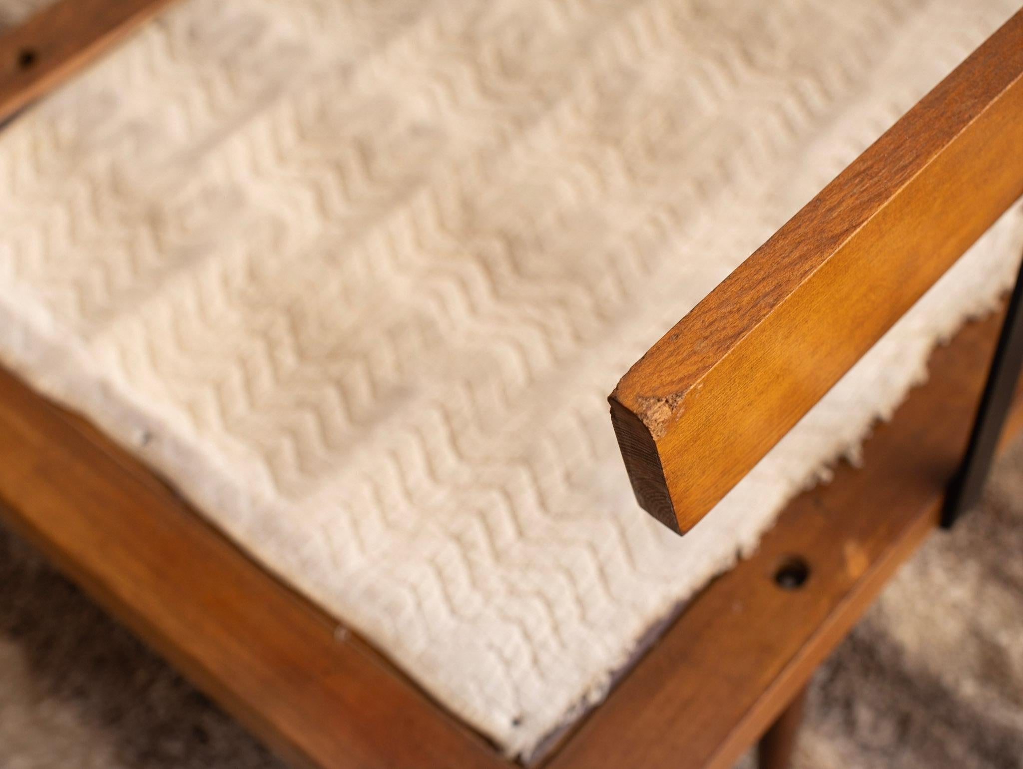 20th Century Mid-Century Modern Day Bed in Textured Cream Upholstery