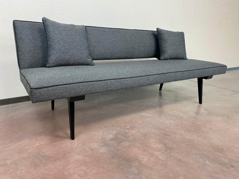 Fabric Mid-Century Modern daybed by Miroslav Navrátil For Sale