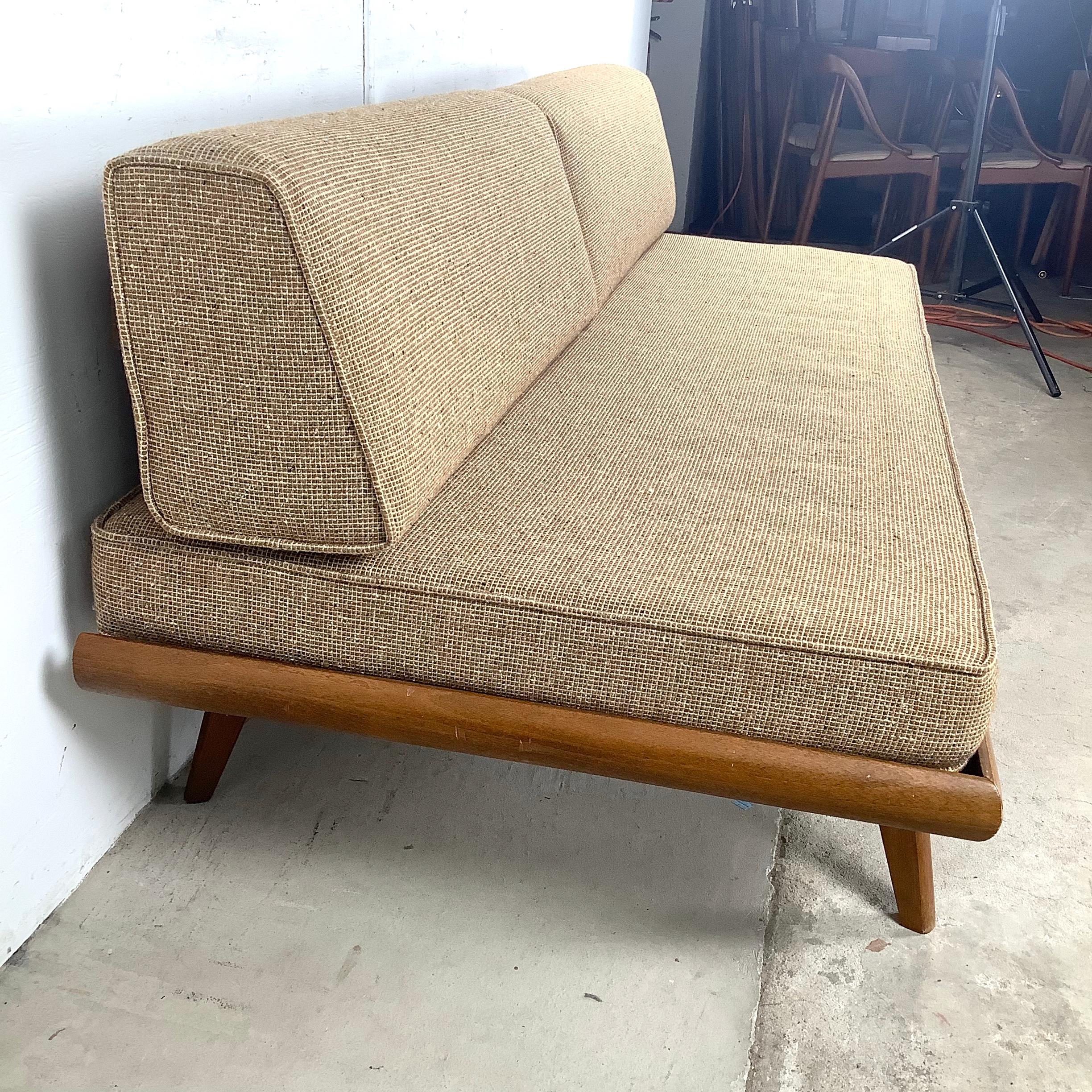 Other Mid-Century Modern Daybed or Sofa For Sale