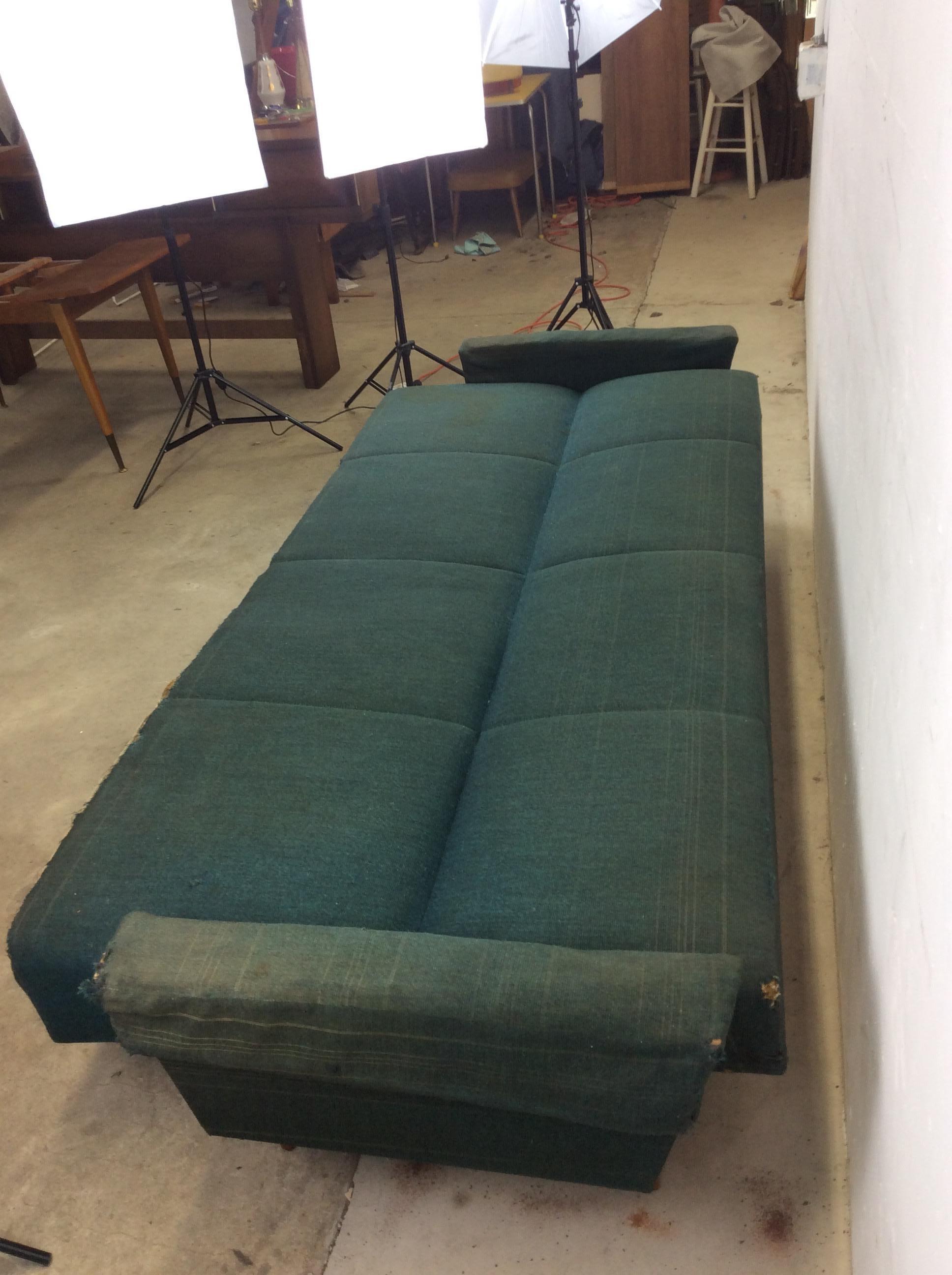 Mid-Century Modern Daybed Sleeper Sofa For Sale 6
