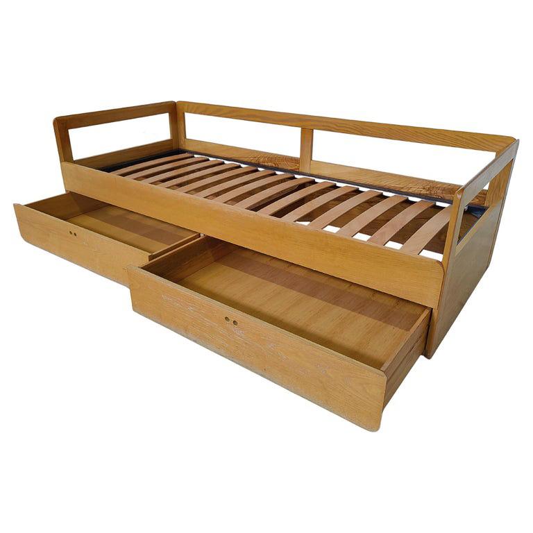 Italian Mid-Century Modern Daybed with Drawers by Derk Jan de Vries, 1960s For Sale