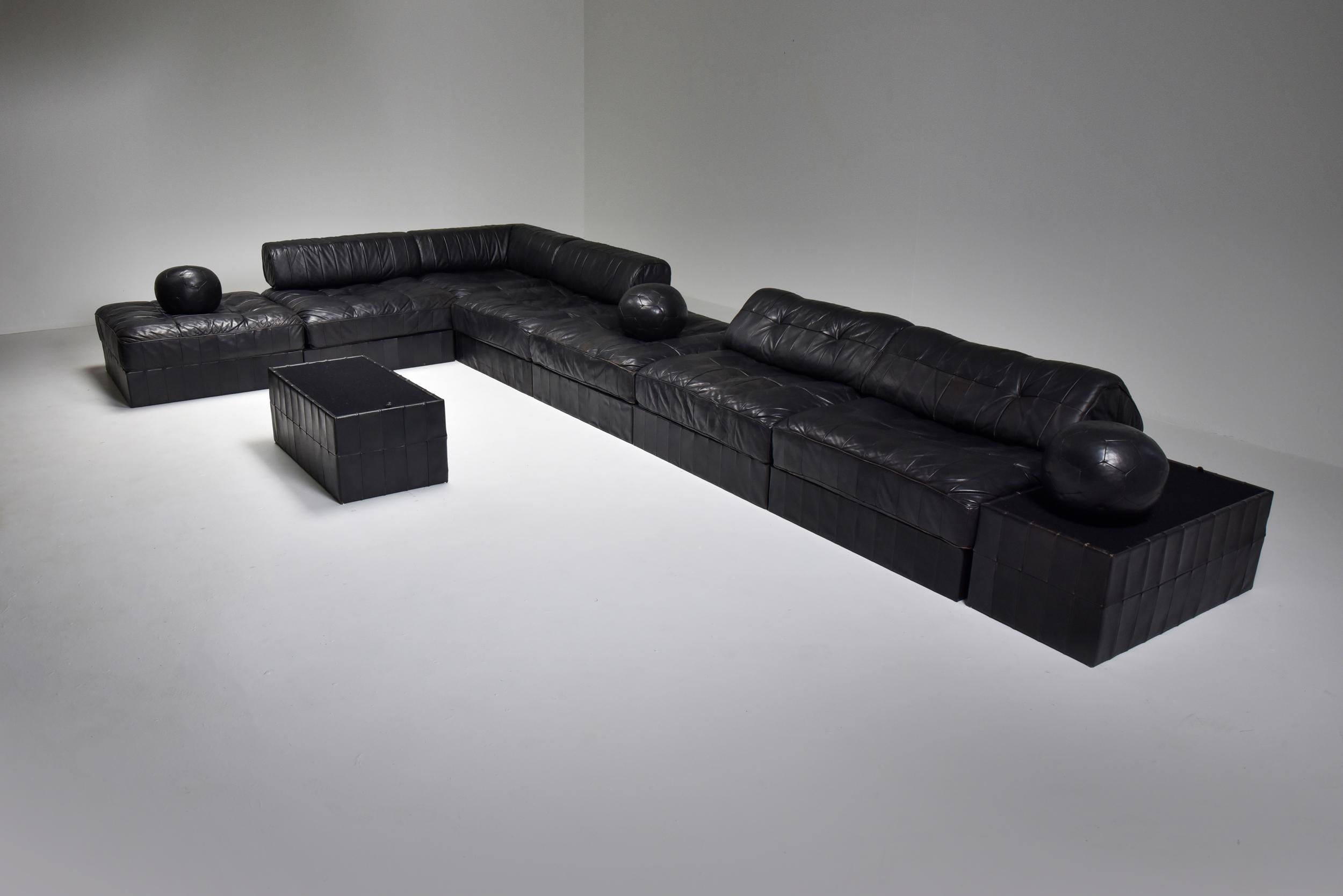 Mid-Century Modern De Sede Modular and Sectional Patchwork Sofa in Black Leather 7