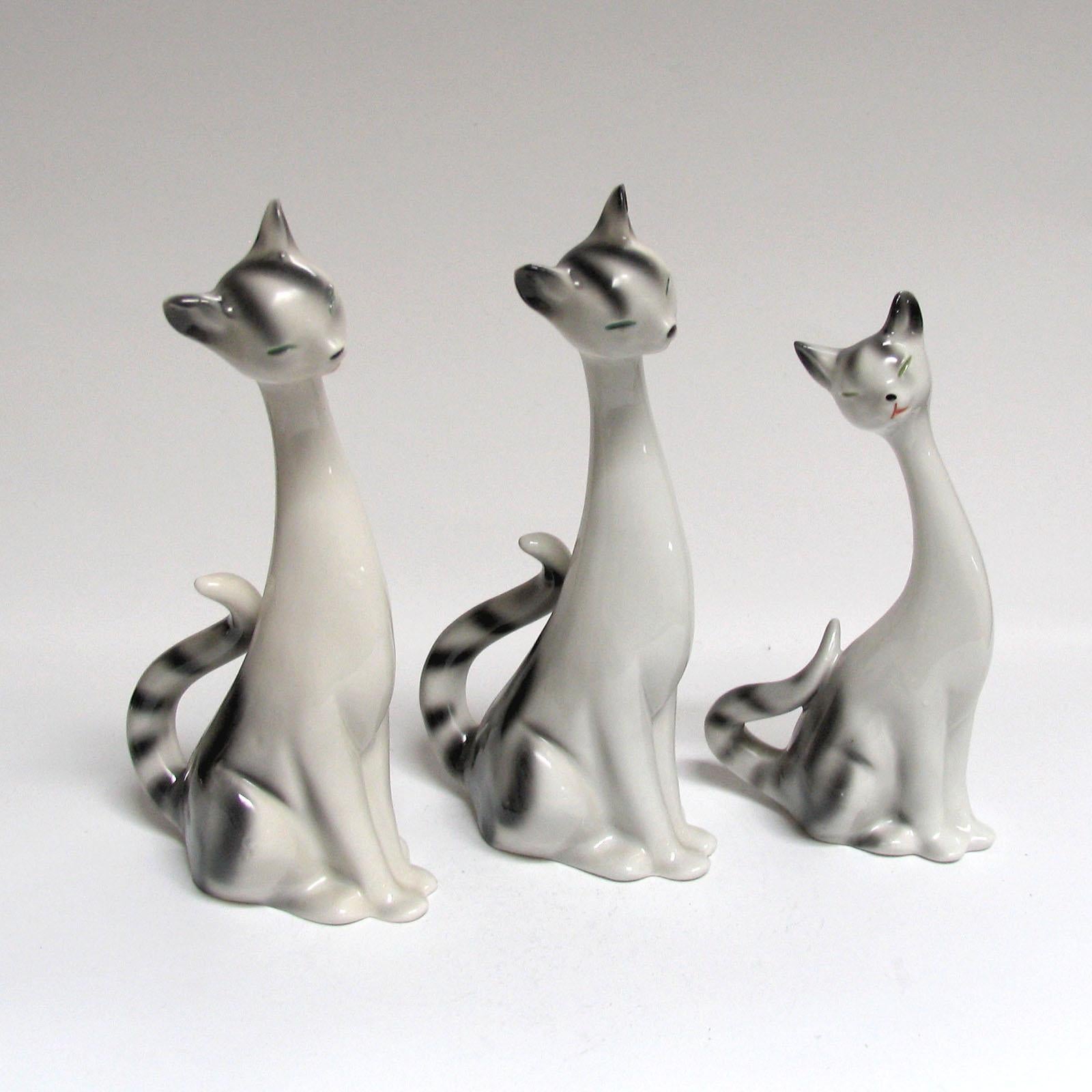 vintage ceramic cats