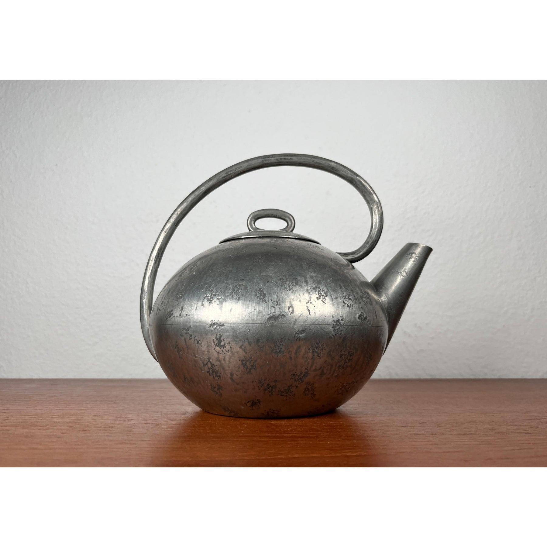 Teiera decorativa in peltro di Skurdal Pewter, anni '60, Modern-Decor, metà del secolo scorso in vendita 3