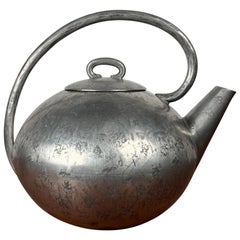 Teiera decorativa in peltro di Skurdal Pewter, stile metà secolo moderno