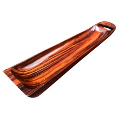 Vassoio decorativo di metà secolo in legno duro brasiliano, Tropic Art, 1960 ca.