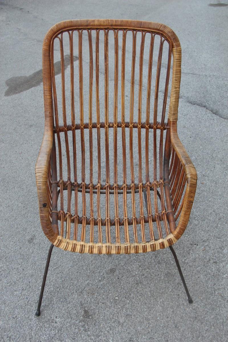 Metà XX secolo Sedie con schienale alto in bambù dal design moderno di metà secolo Design italiano Piedi in ferro in vendita