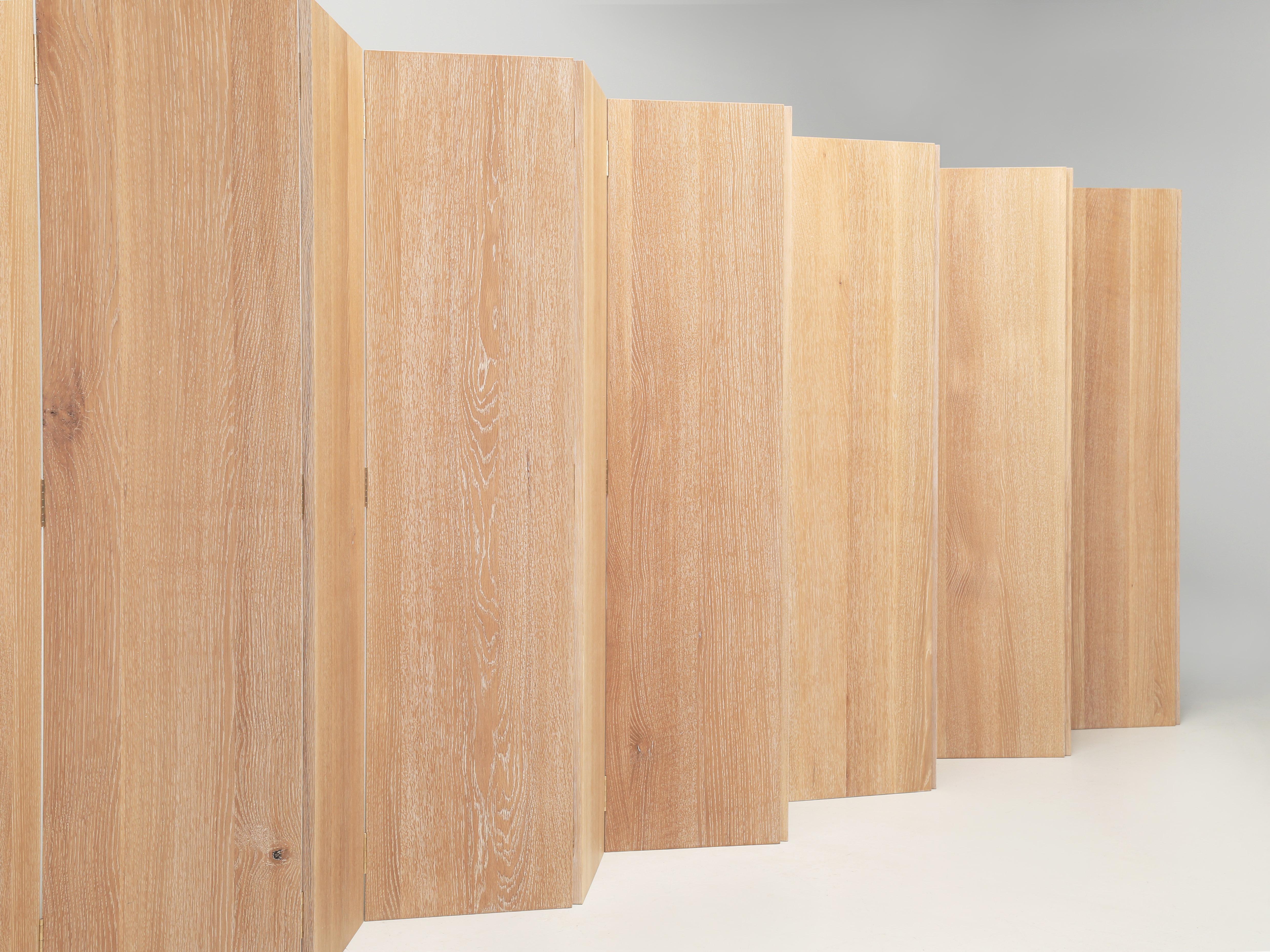 XXIe siècle et contemporain Paravent au design Modernity Made to Order Rift Cut White Oak Toute taille en vente
