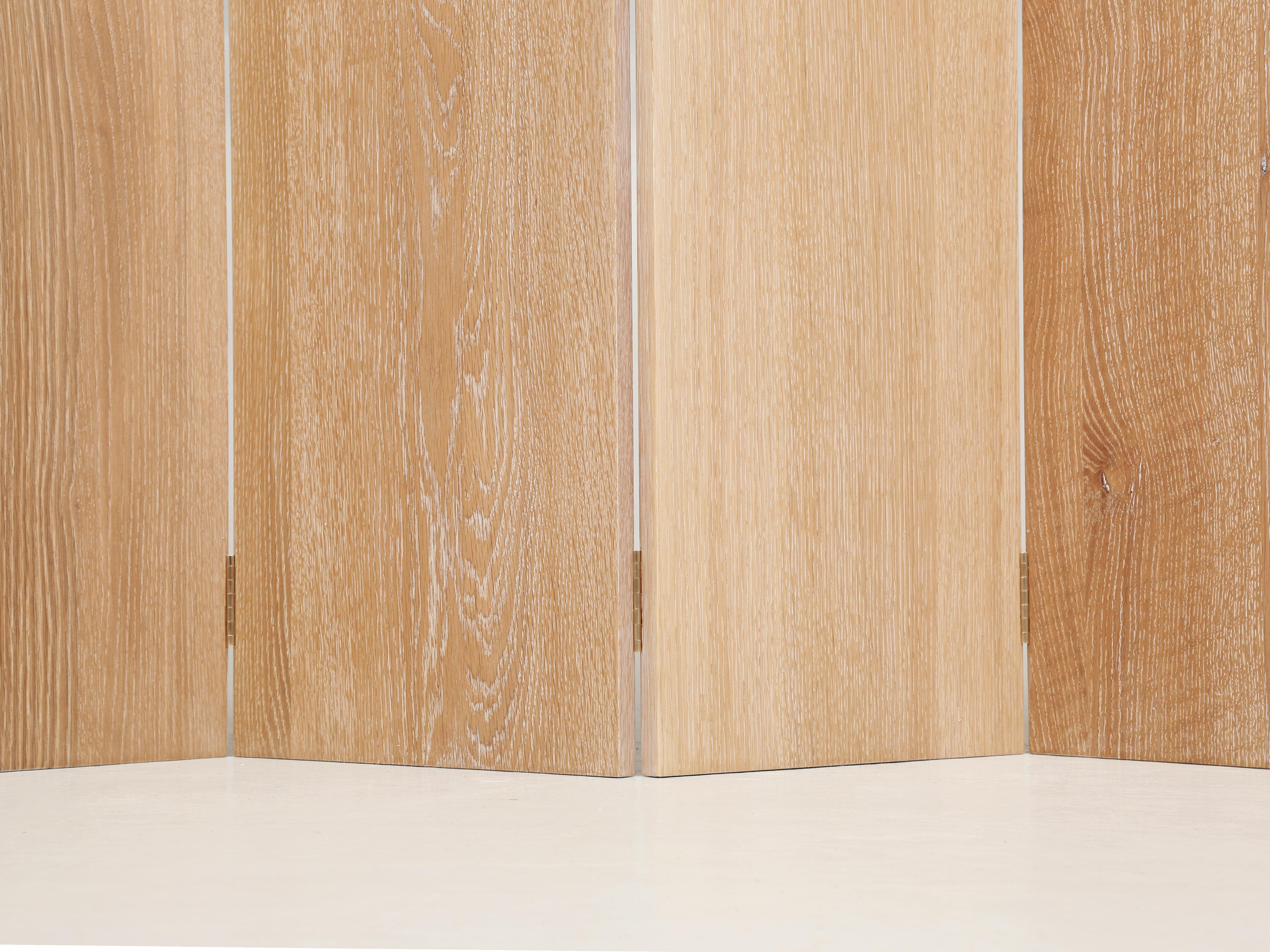 Paravent au design Modernity Made to Order Rift Cut White Oak Toute taille en vente 1