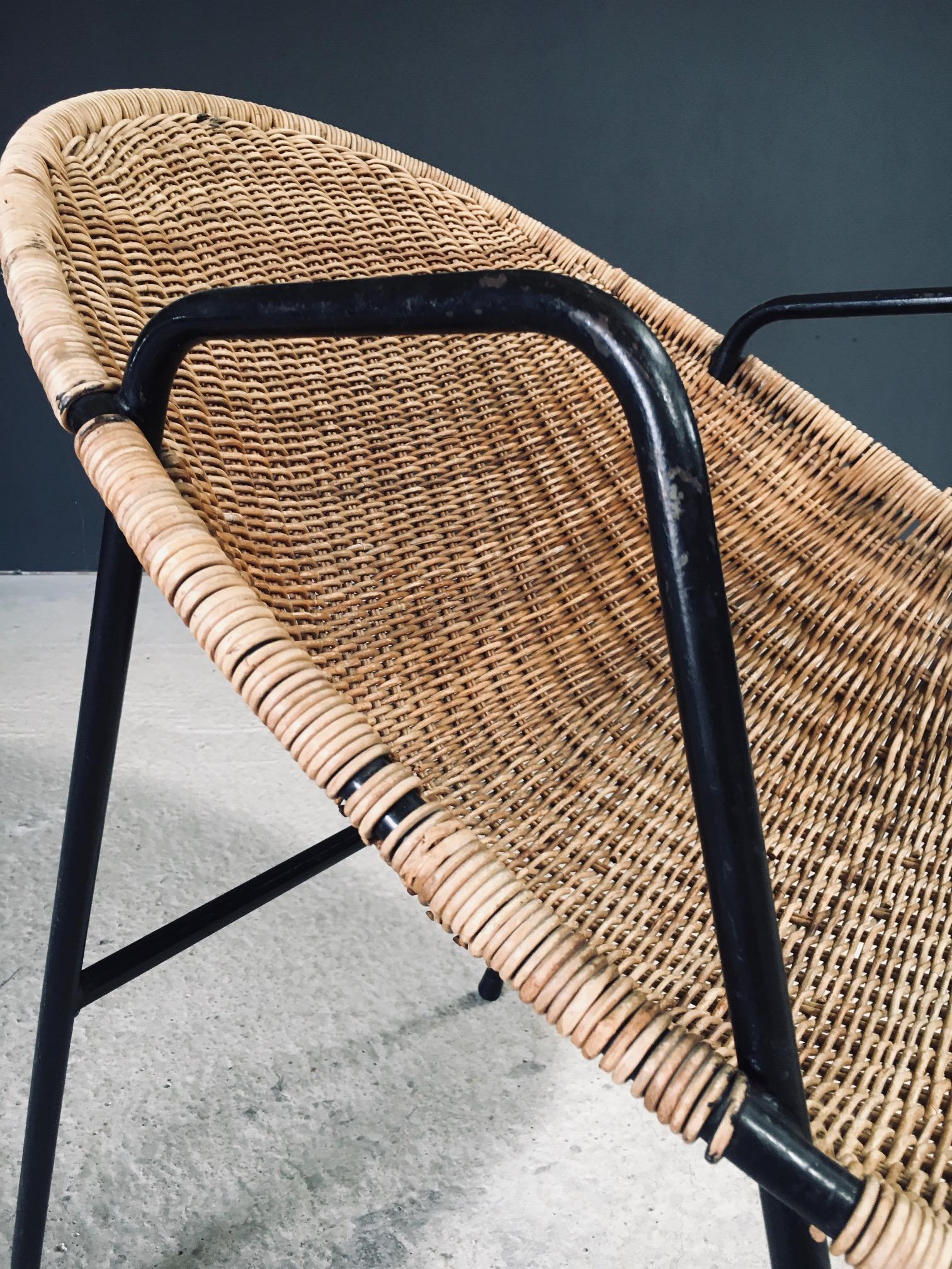 Poltrone in rattan di design della metà del secolo, Francia, anni '50 in vendita 7