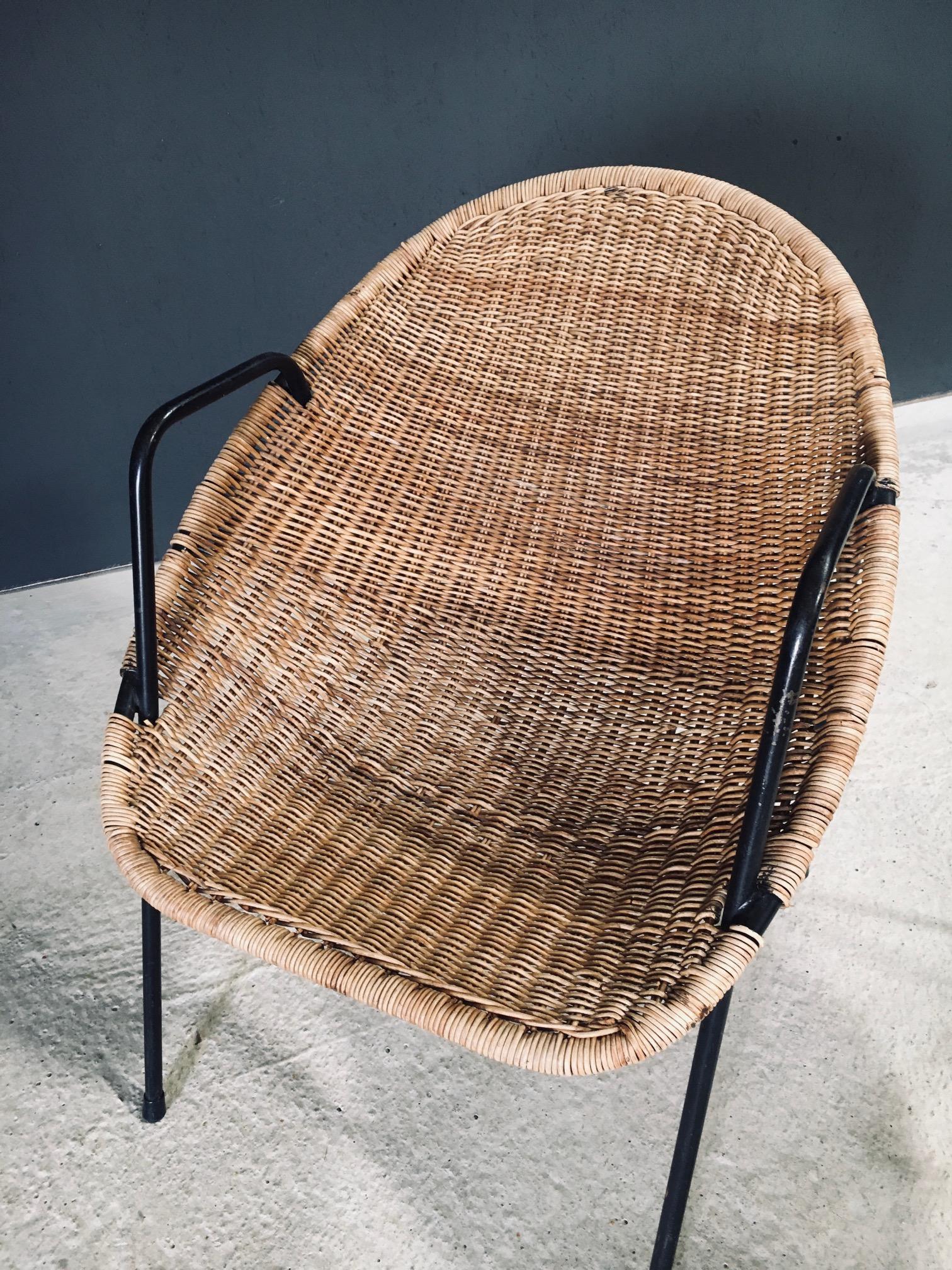 Poltrone in rattan di design della metà del secolo, Francia, anni '50 in vendita 8