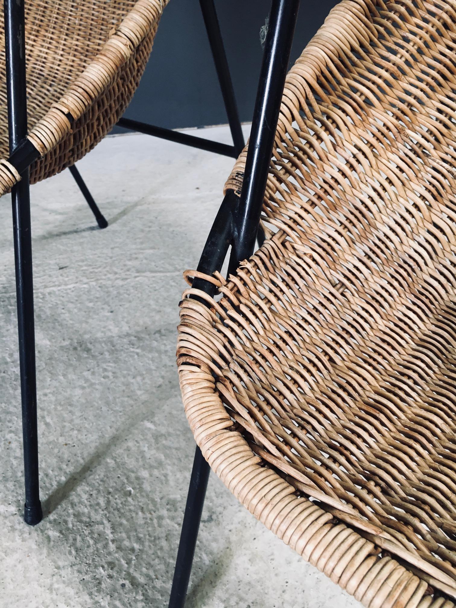 Poltrone in rattan di design della metà del secolo, Francia, anni '50 in vendita 10