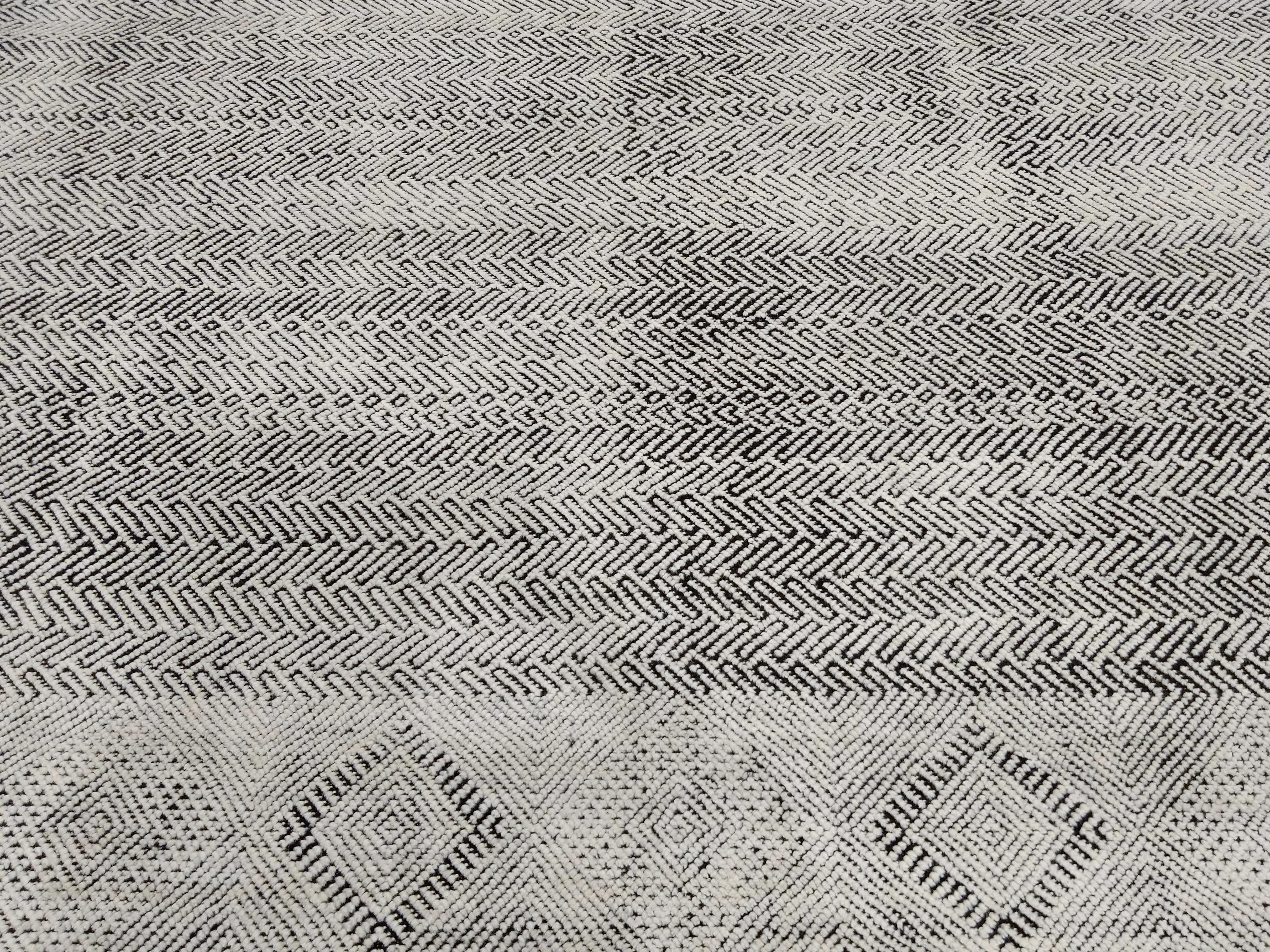 Wool Mid-Century Modern Design Textural Ivory Geometric Shoowa Rug For Sale
