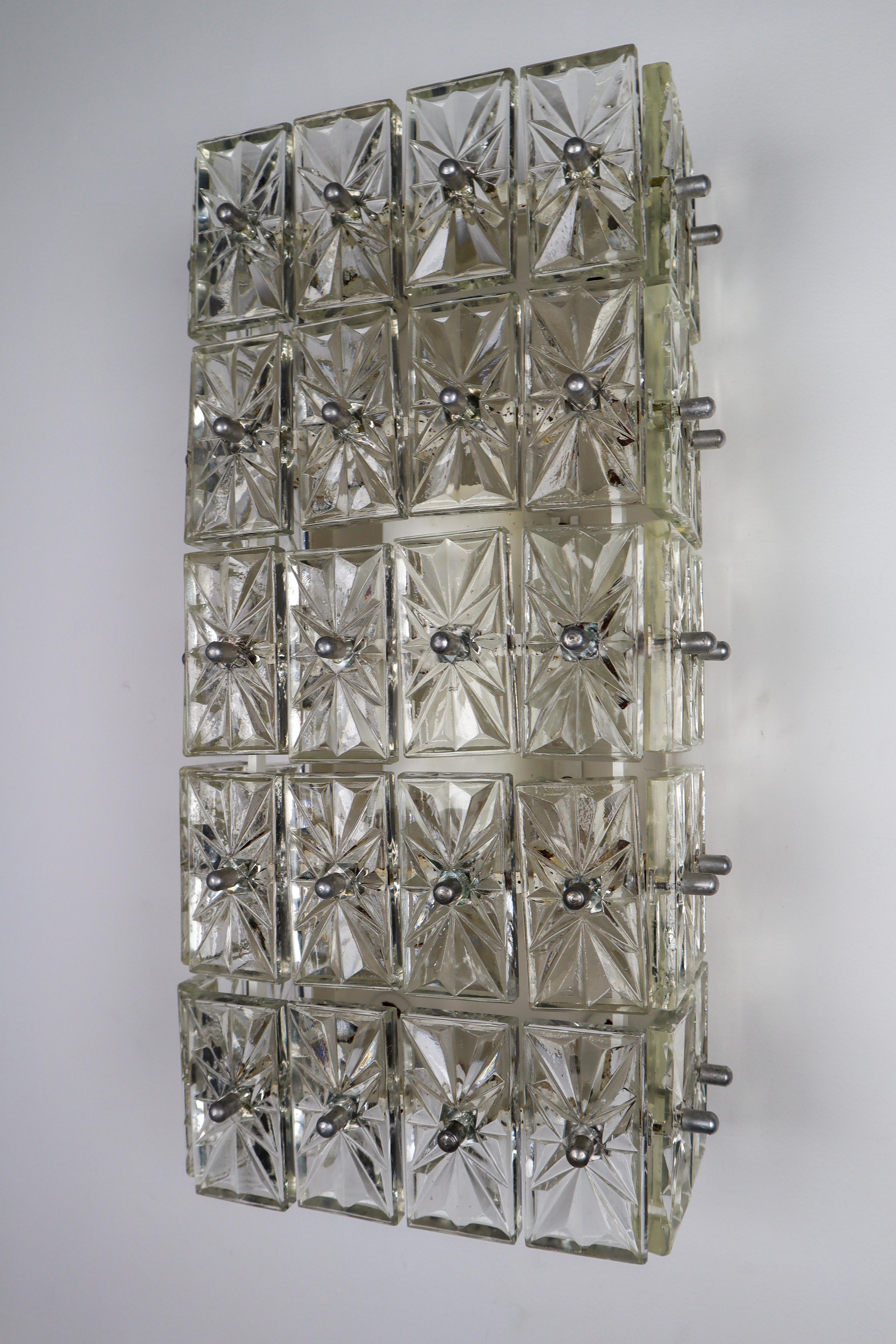 Lampade da parete dal design moderno di metà secolo Prodotte in Germania da Kinkeldey anni '70 in vendita 4