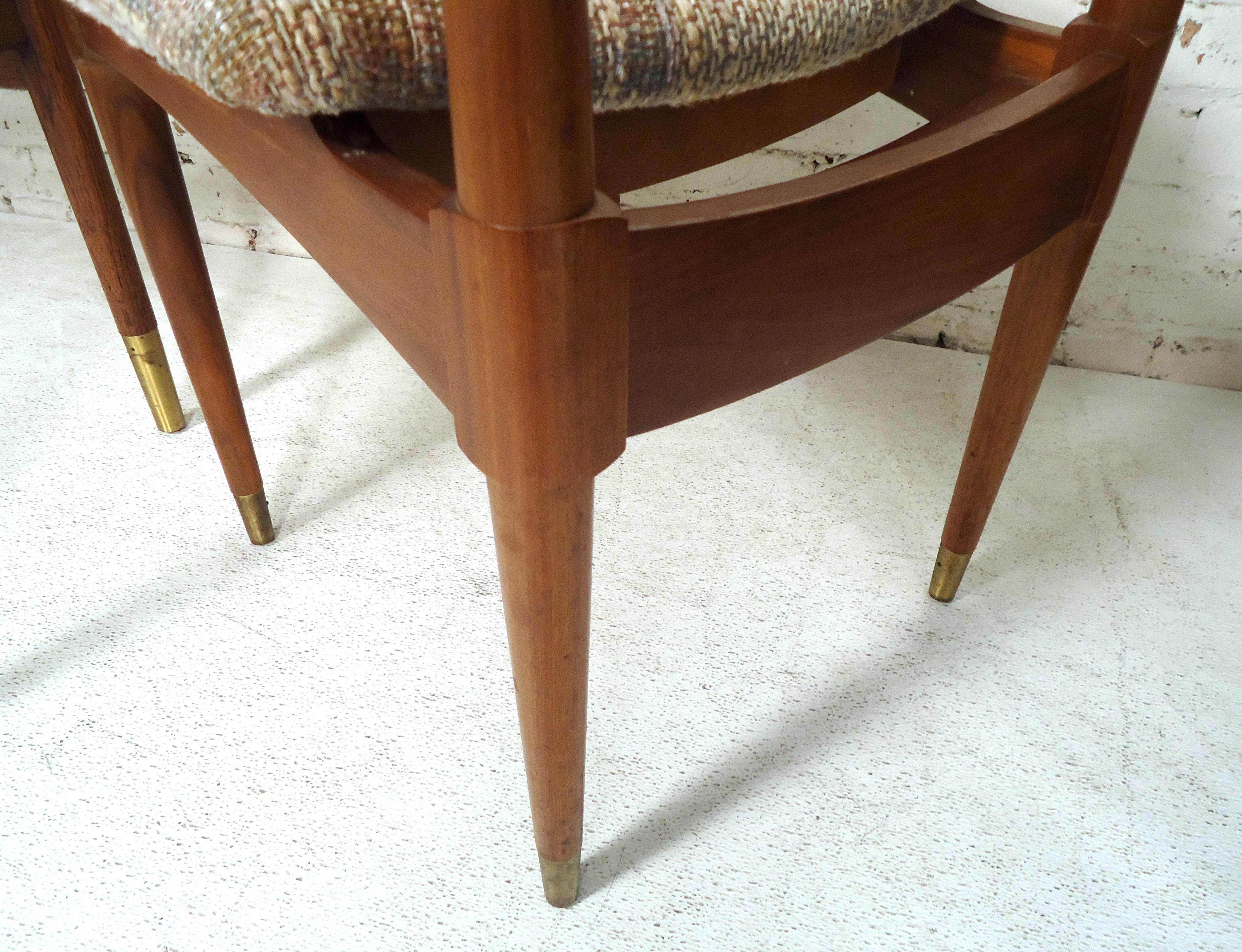 Mid-Century Modern Desk and Chair by Sligh-Lowry 3