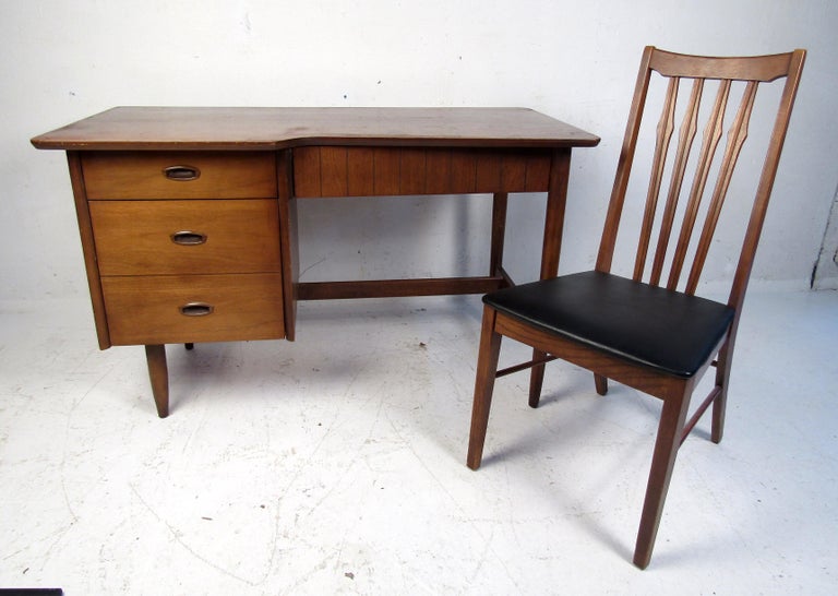 Mid-Century Modern Desk and Chair For Sale at 1stDibs | mid century