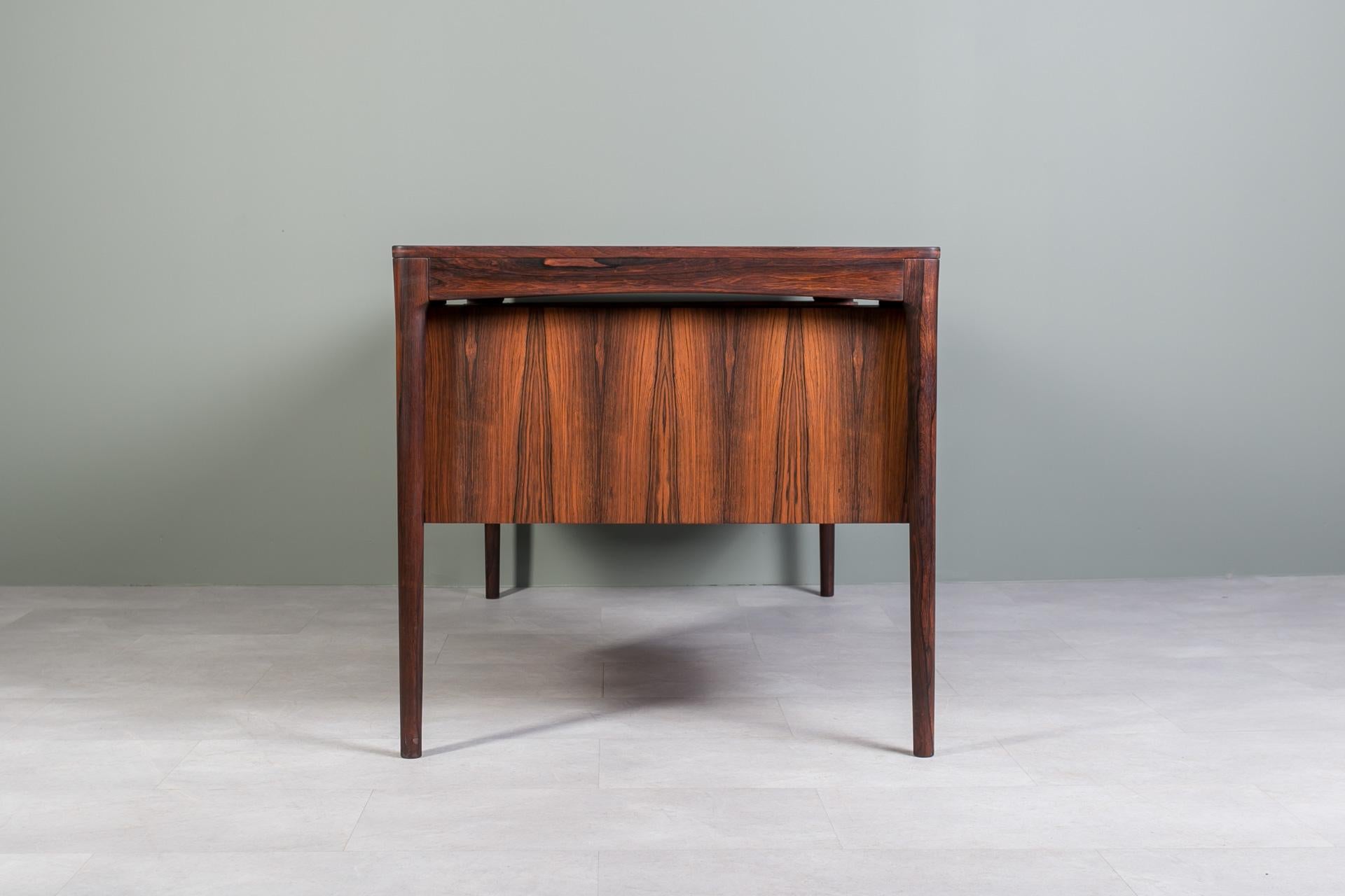 Mid-Century Modern Desk by Bruksbo, Norway, 1960s, attributed to Torbjorn Afdal For Sale 4
