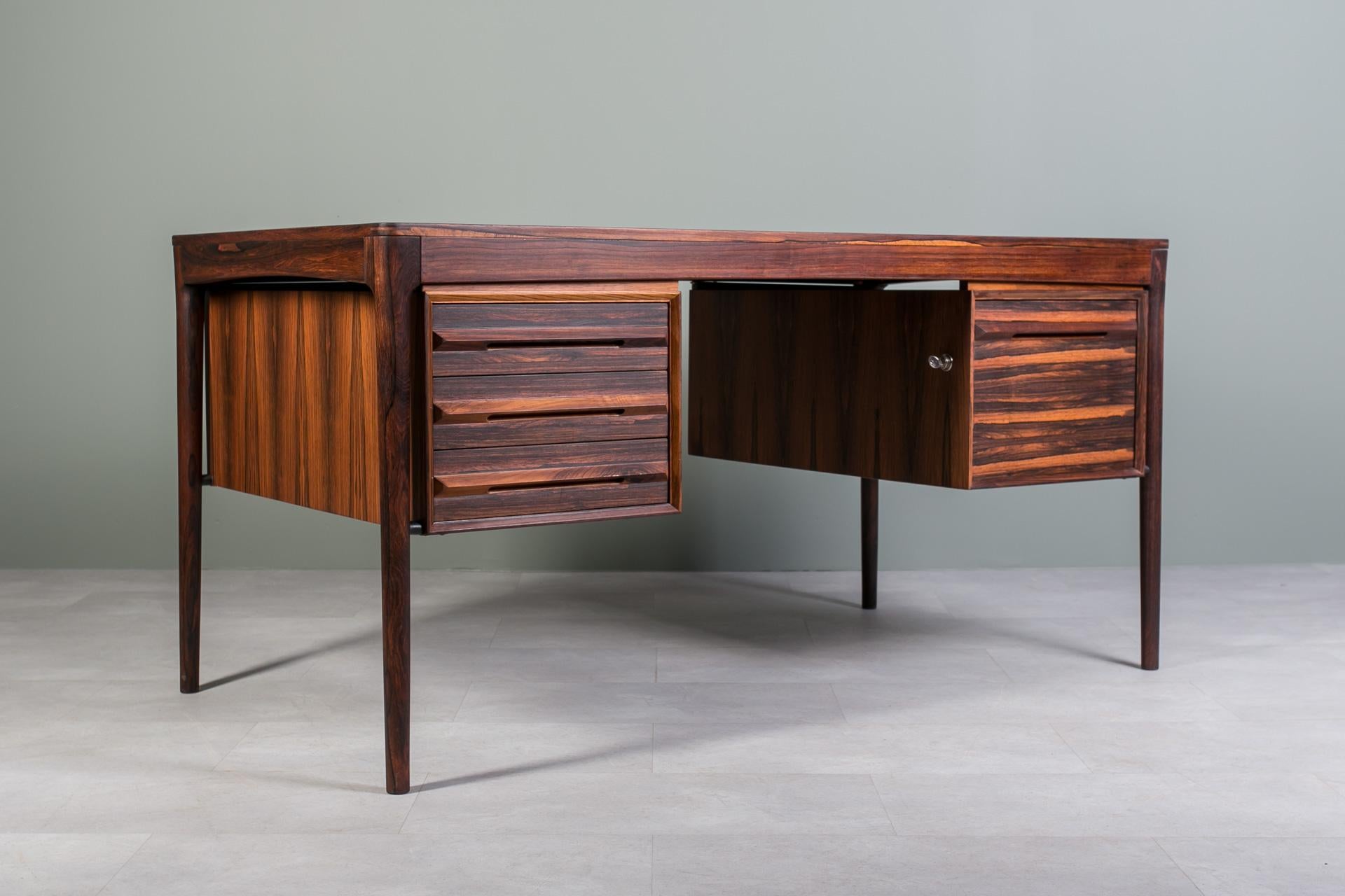 Norwegian Mid-Century Modern Desk by Bruksbo, Norway, 1960s, attributed to Torbjorn Afdal For Sale