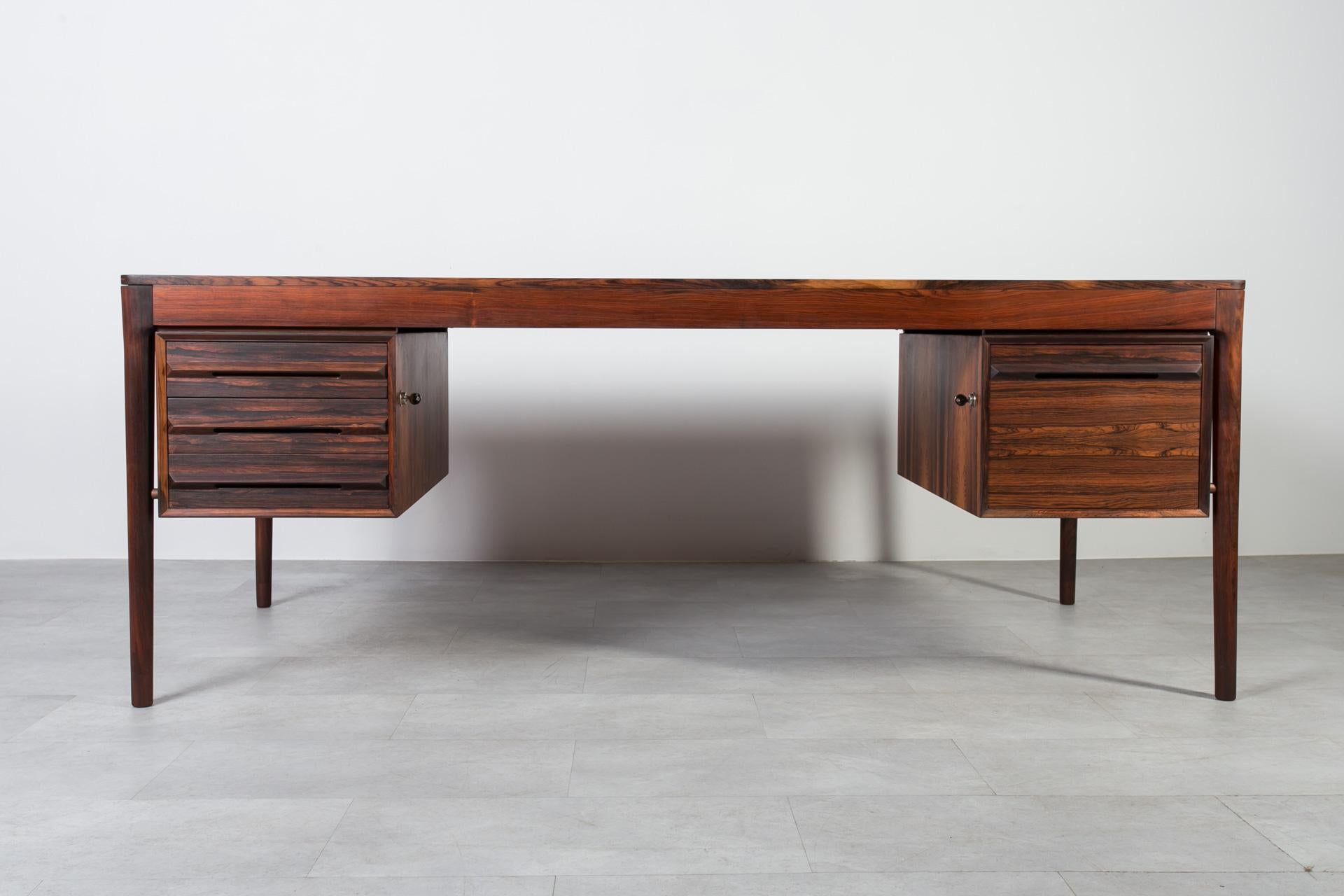 Norwegian Mid-Century Modern Desk by Bruksbo, Norway, 1960s, attributed to Torbjorn Afdal For Sale