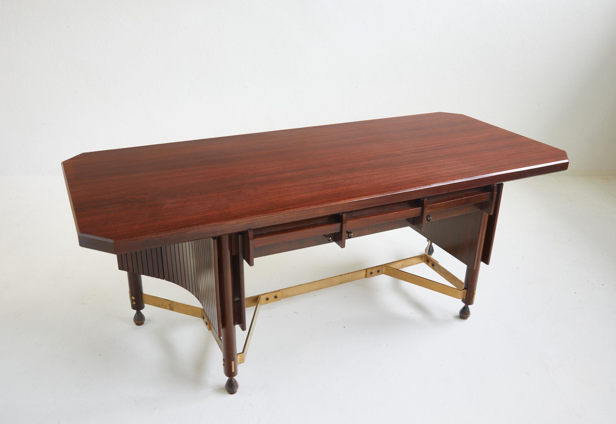 Mid-Century moderno Scrivania moderna di metà secolo di Claudio Olivieri e Renato Angeli, Italia anni '50 in vendita