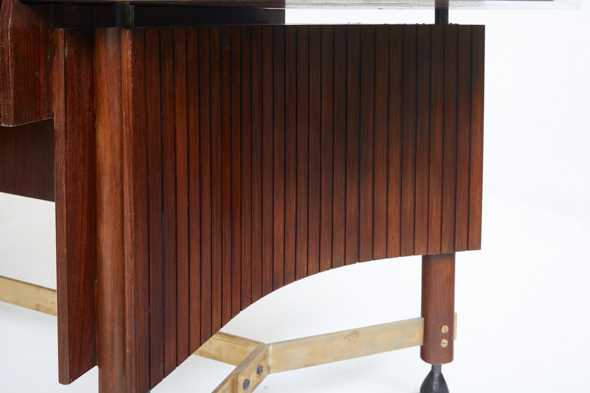 Scrivania moderna di metà secolo di Claudio Olivieri e Renato Angeli, Italia anni '50 in vendita 2