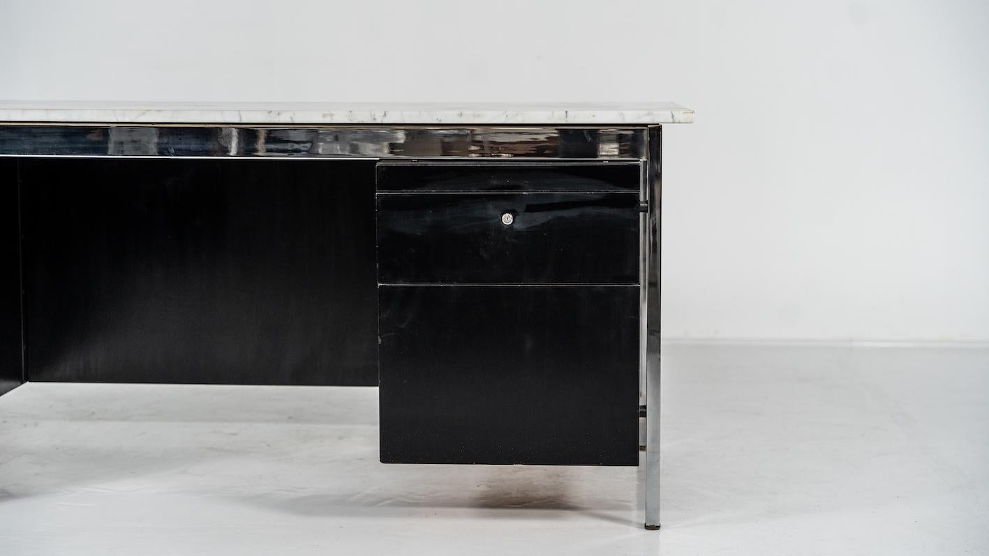 Mid-Century Modern Desk von Florence Knoll für Knoll international, 1970er Jahre (Marmor) im Angebot