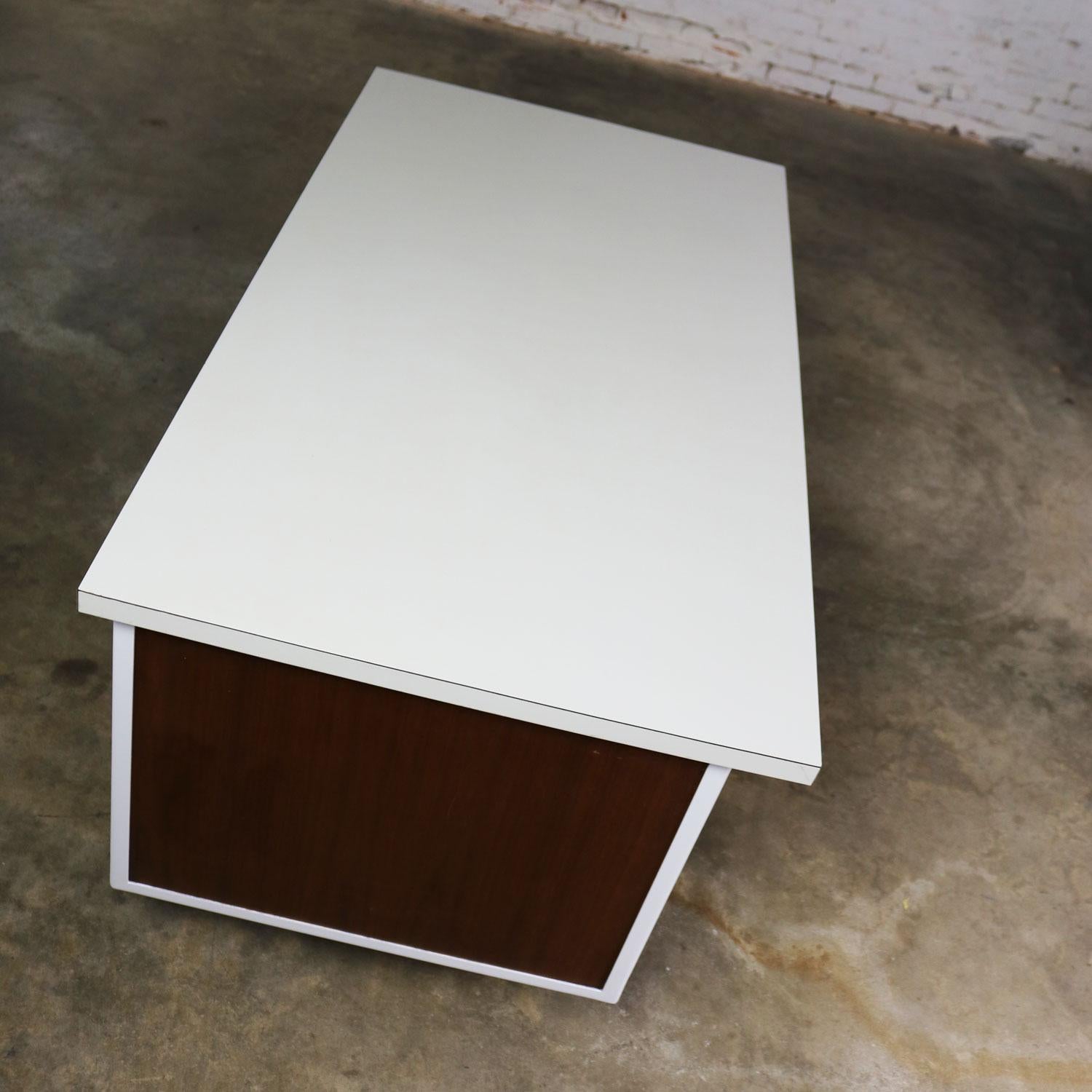 MCM Desk by Robert John Co. Walnut & White Painted Steel Frame & Laminate Top For Sale 3