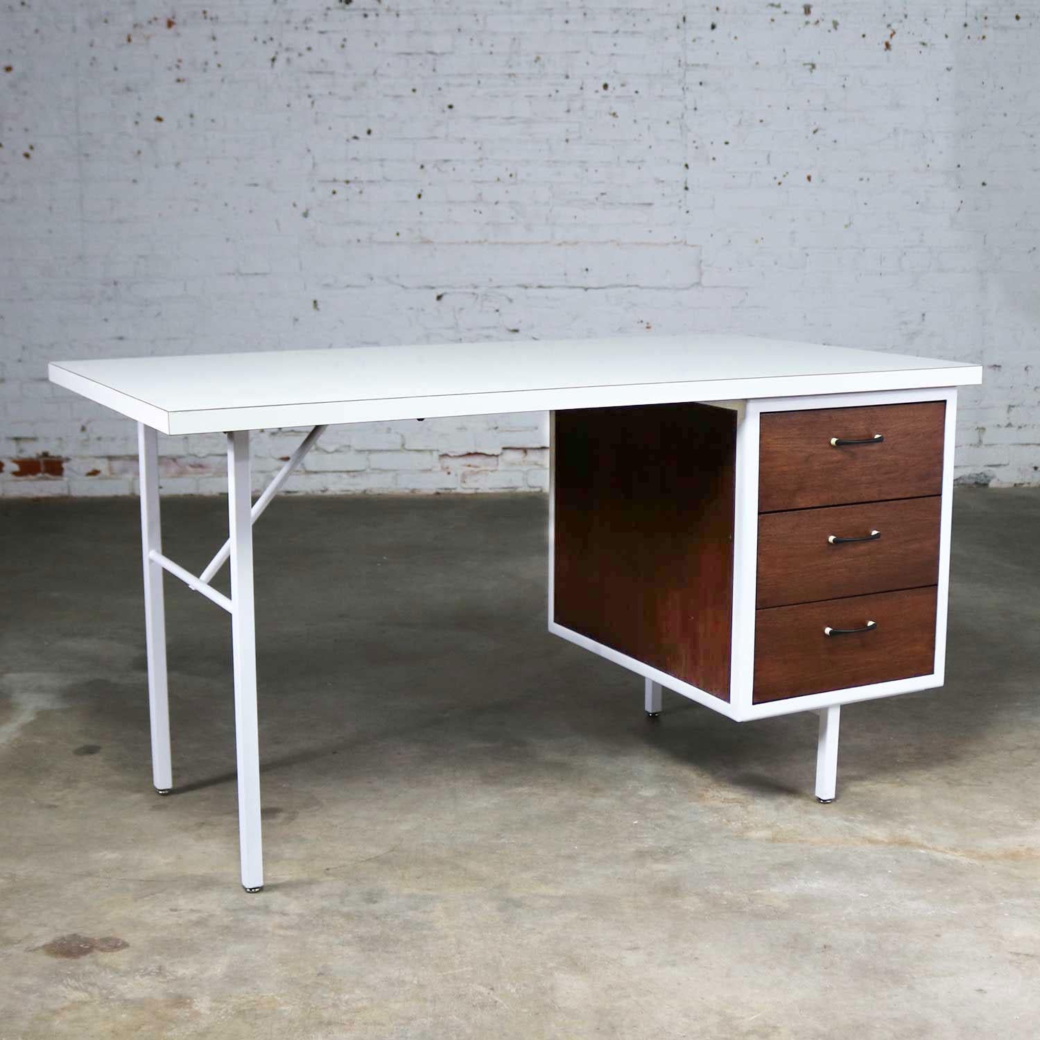 MCM Desk by Robert John Co. Walnut & White Painted Steel Frame & Laminate Top For Sale 6