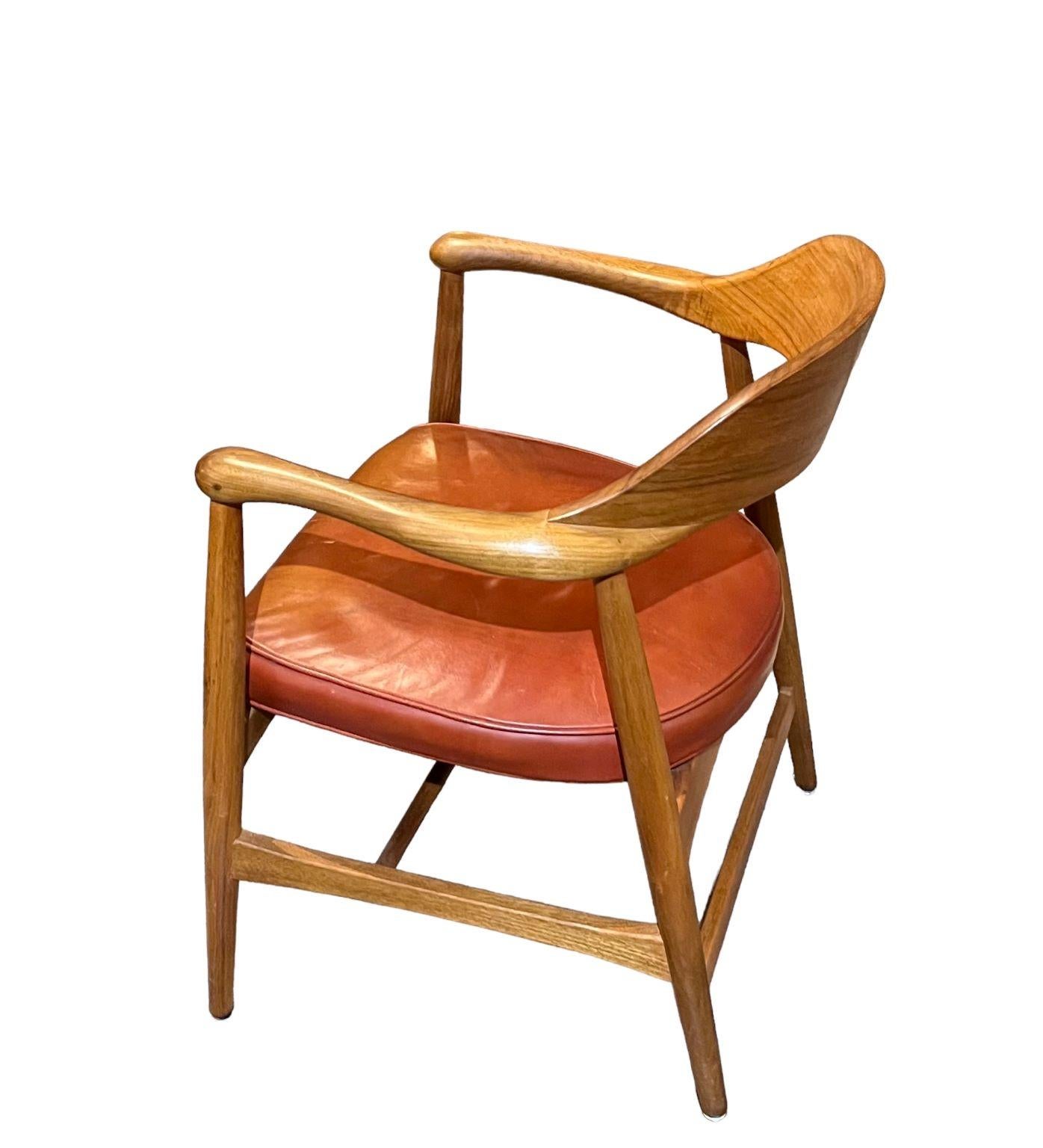 Sbiancato Sedia da scrivania moderna del Mid Century di Johnson Chair Company C.I.C. in vendita