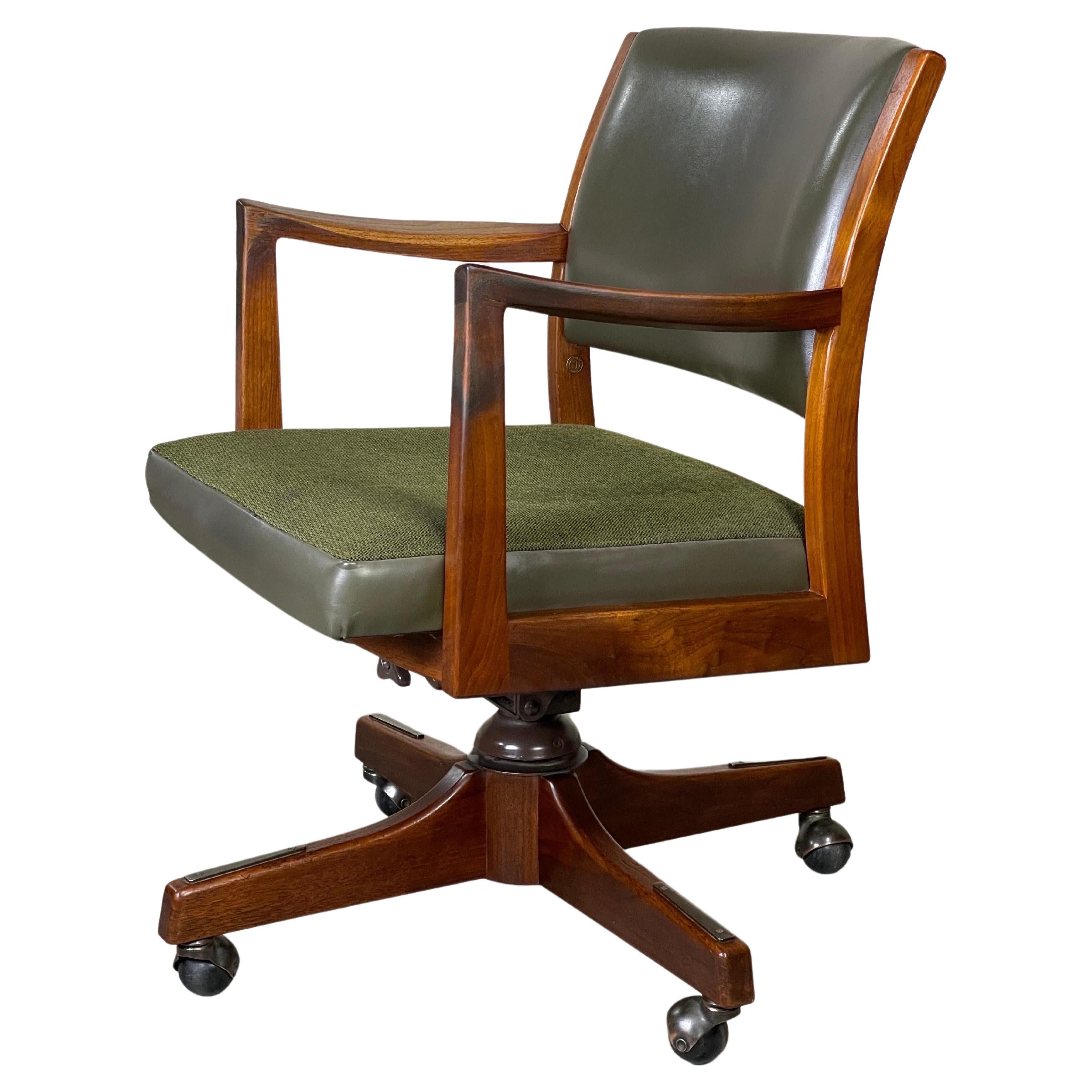 Mid-Century Modern Desk Chair by Johnson Chair Company 