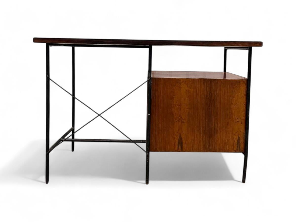 Mid-Century Modern Desk & Chair in Hardwood & Iron by Geraldo de Barros, Brazil For Sale 6