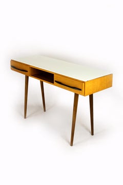 Mesa de escritorio / consola moderna de mediados de siglo de UP Závody, años 60