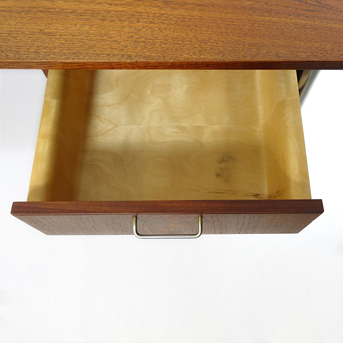 Oak Mid-Century Modern Desk Designed by Cees Braakman for USM Pastoe For Sale