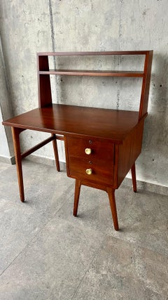 Bureau Mid-Century Modern
