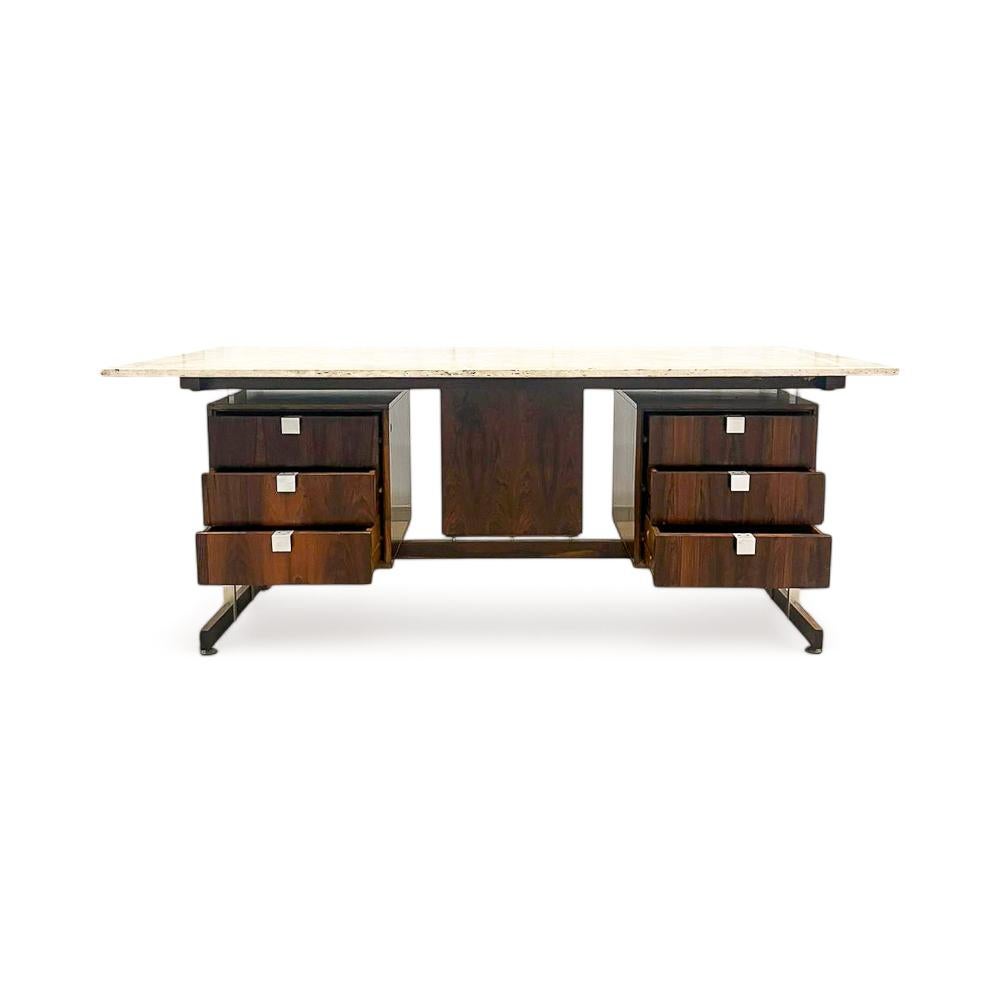 Scrivania moderna del Mid Century in legno duro e marmo di Novo Rumo, 1960 ca. in vendita 1