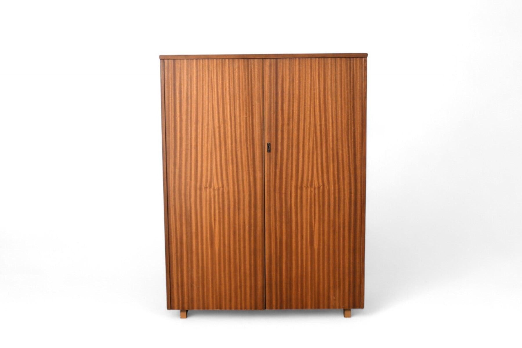 Mid-Century Modern Mid Century Modern 